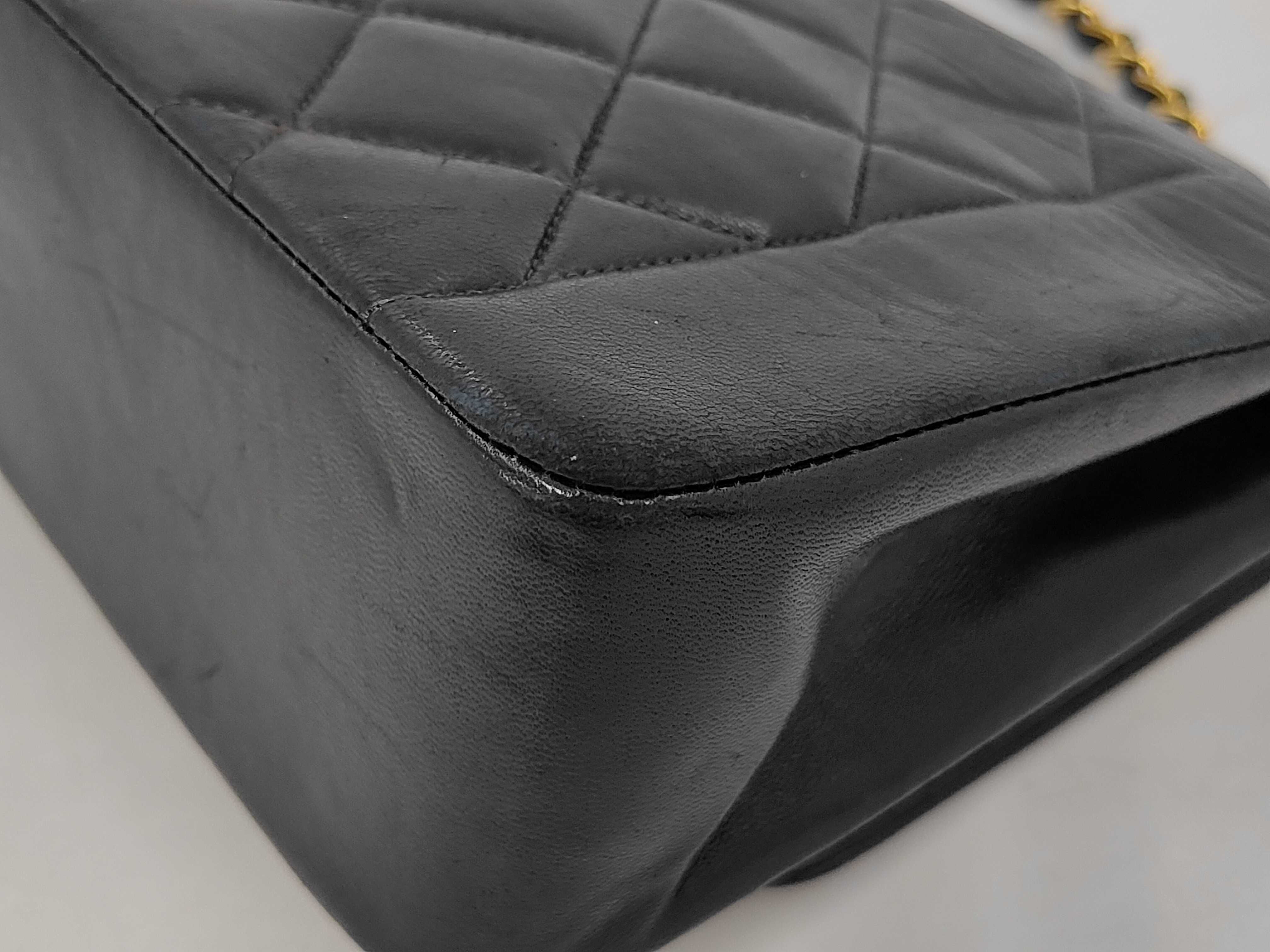 Calfskin Matelassé 25 Shoulder Bag, Lambskin, Black, Gold Hardware — view 3
