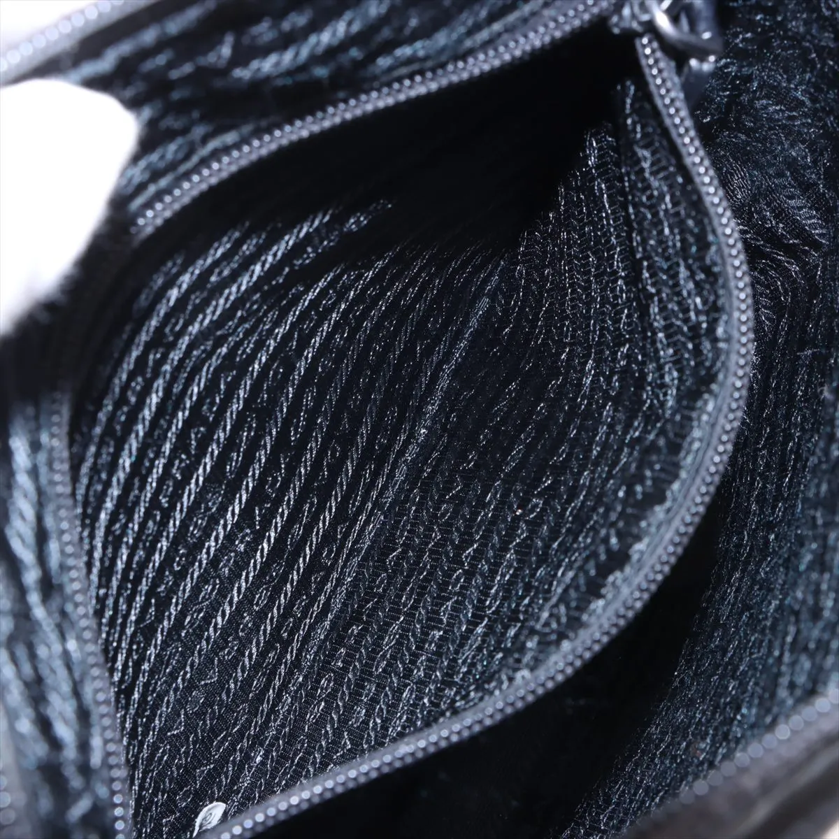 Tessuto Nylon Shoulder Bag Black — view 7