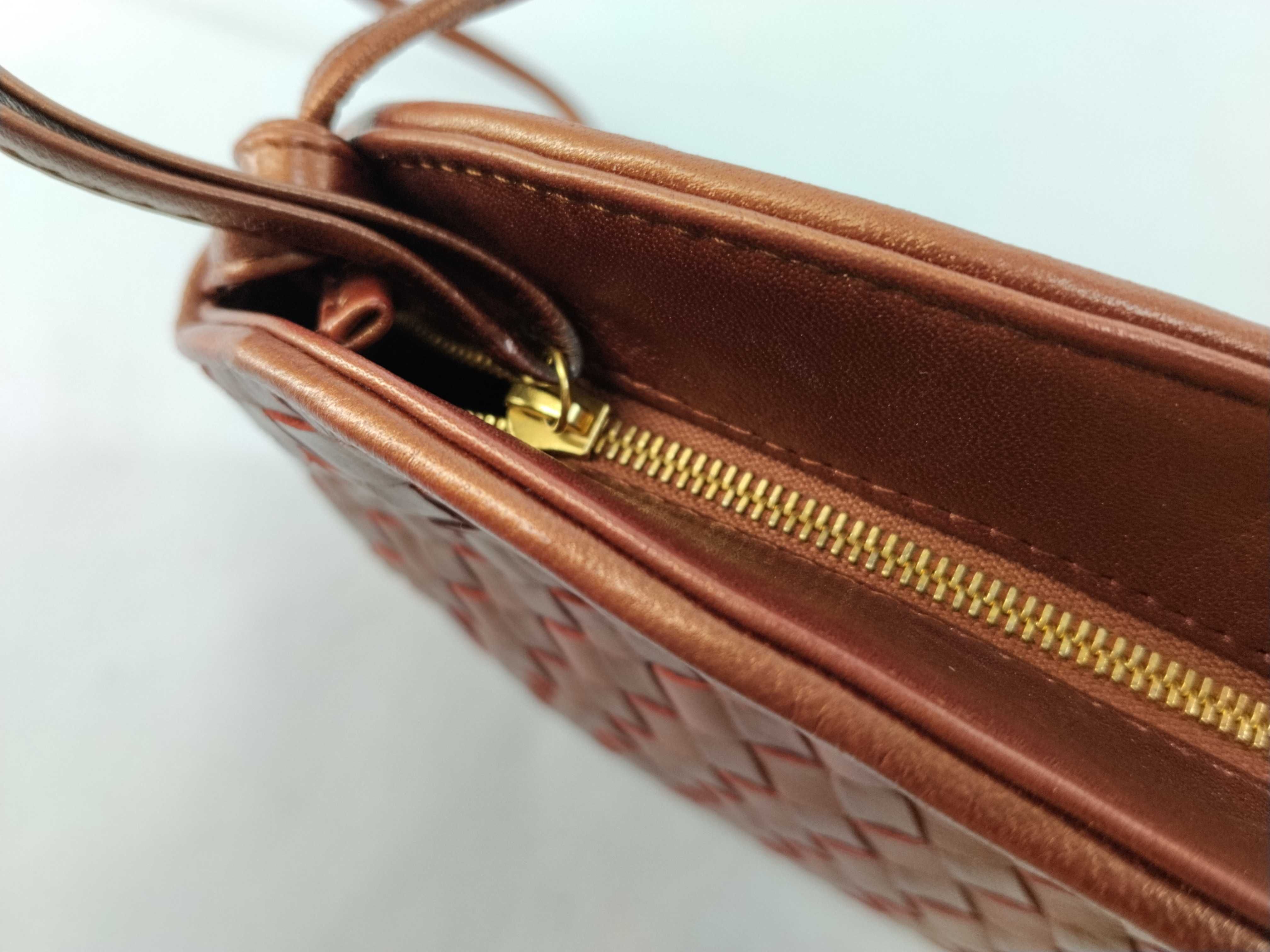 Intrecciato Pouch — view 12
