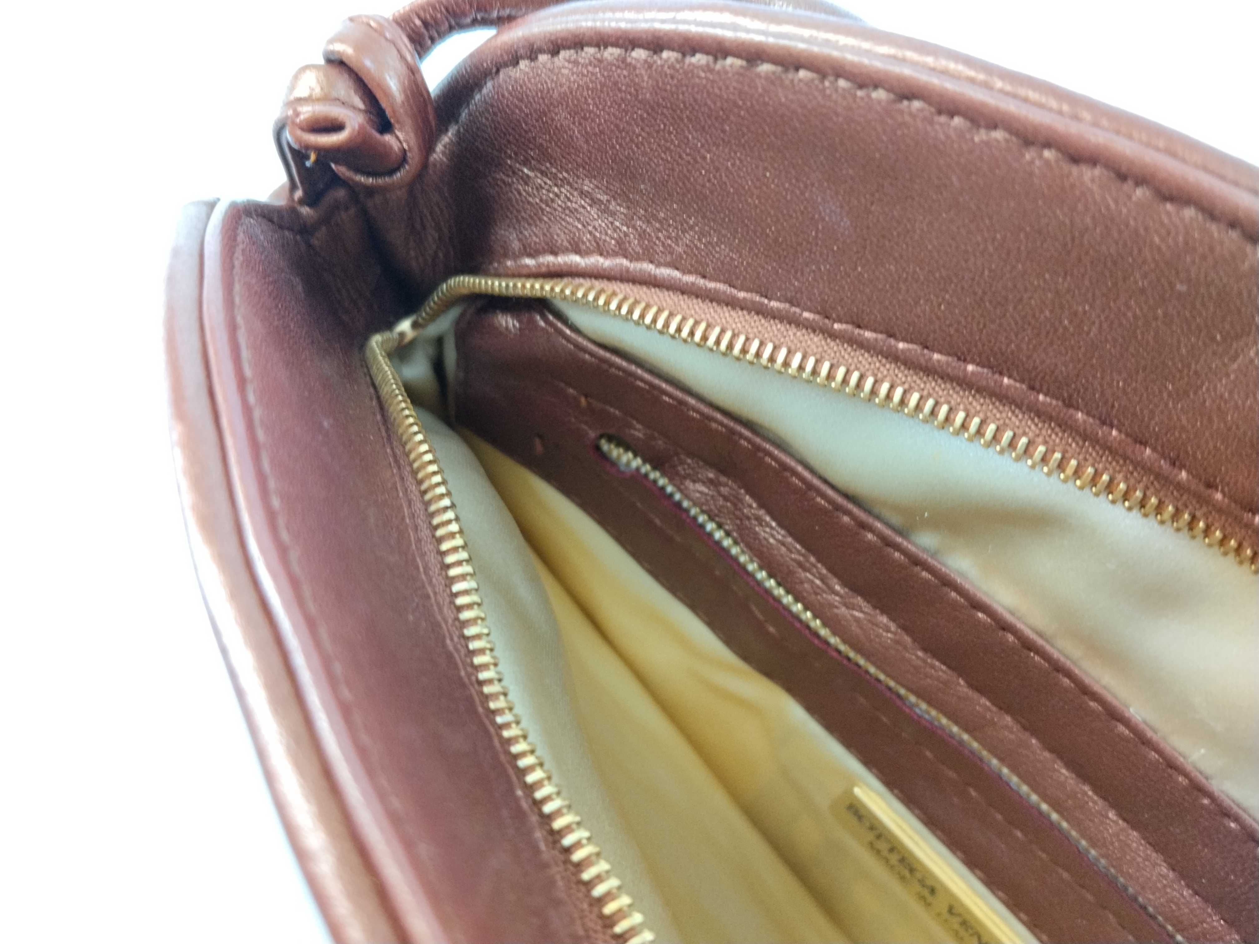Intrecciato Pouch — view 8