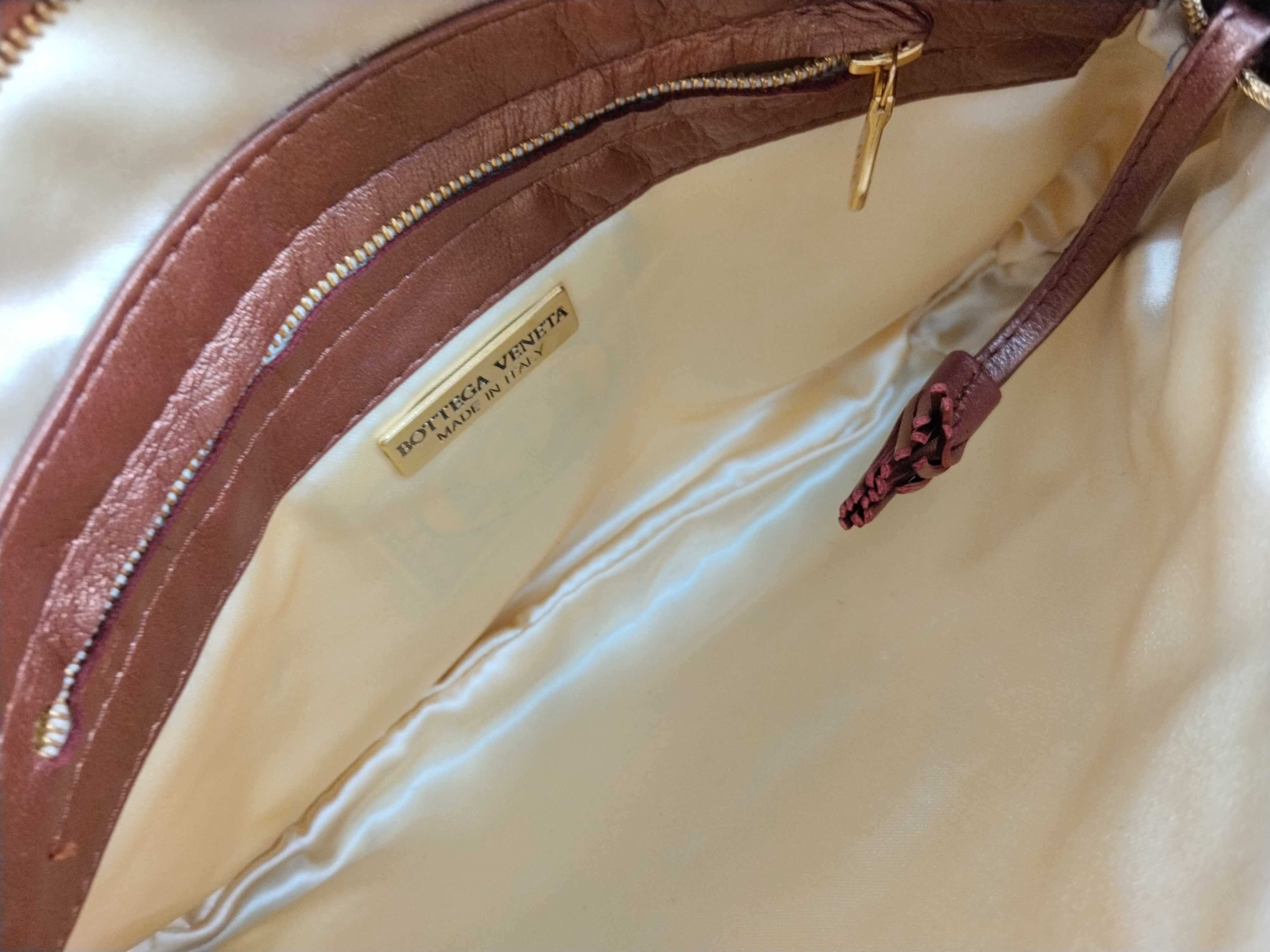 Intrecciato Pouch — view 9