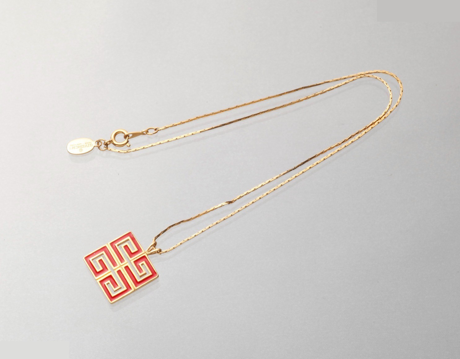 Other lines: Precious metals, necklaces, pendants — view 3