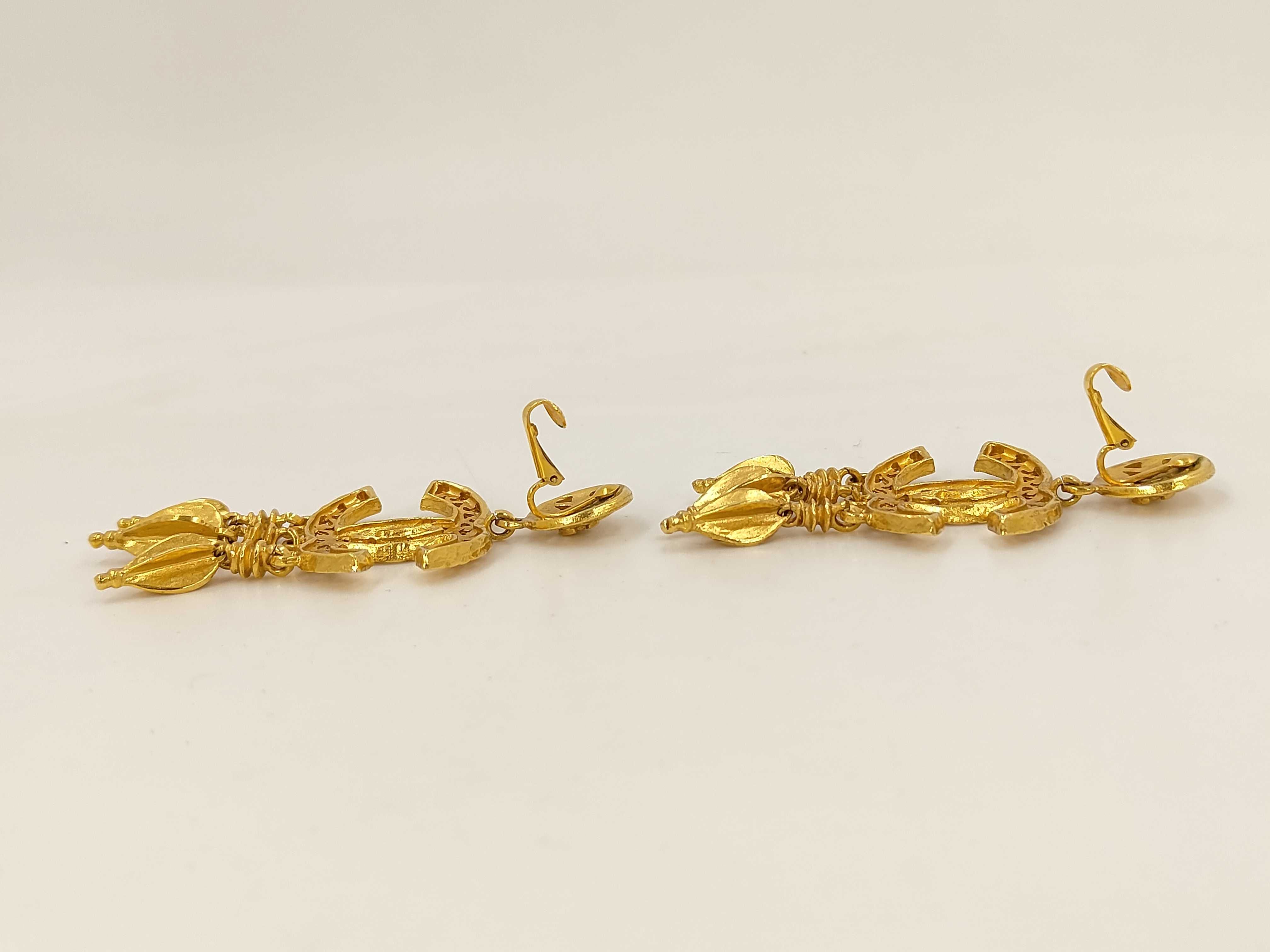 earrings — view 3