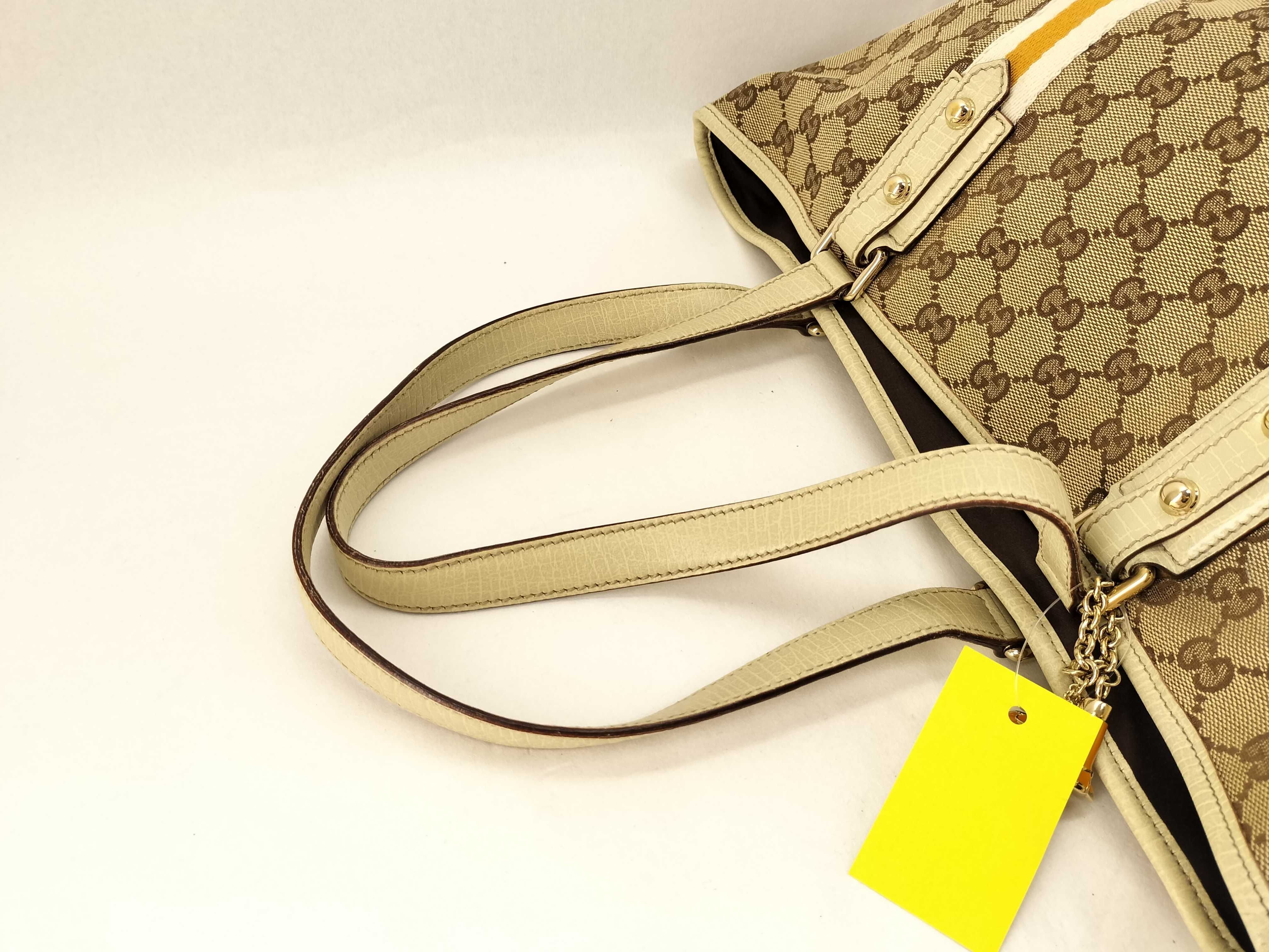 GG Canvas 137396 Sherry Charm Tote Bag — view 3