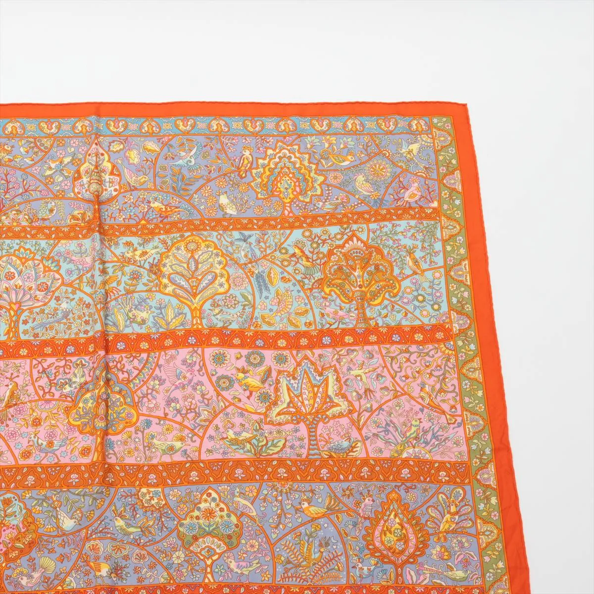 Carrege Au Pays des Oiseaux Fleurs In the Land of Blooming Birds Stole Cashmere x Silk Orange Threads Fuzzing — view 3