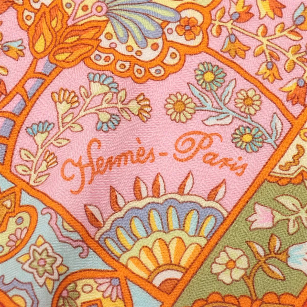Carrege Au Pays des Oiseaux Fleurs In the Land of Blooming Birds Stole Cashmere x Silk Orange Threads Fuzzing — view 6