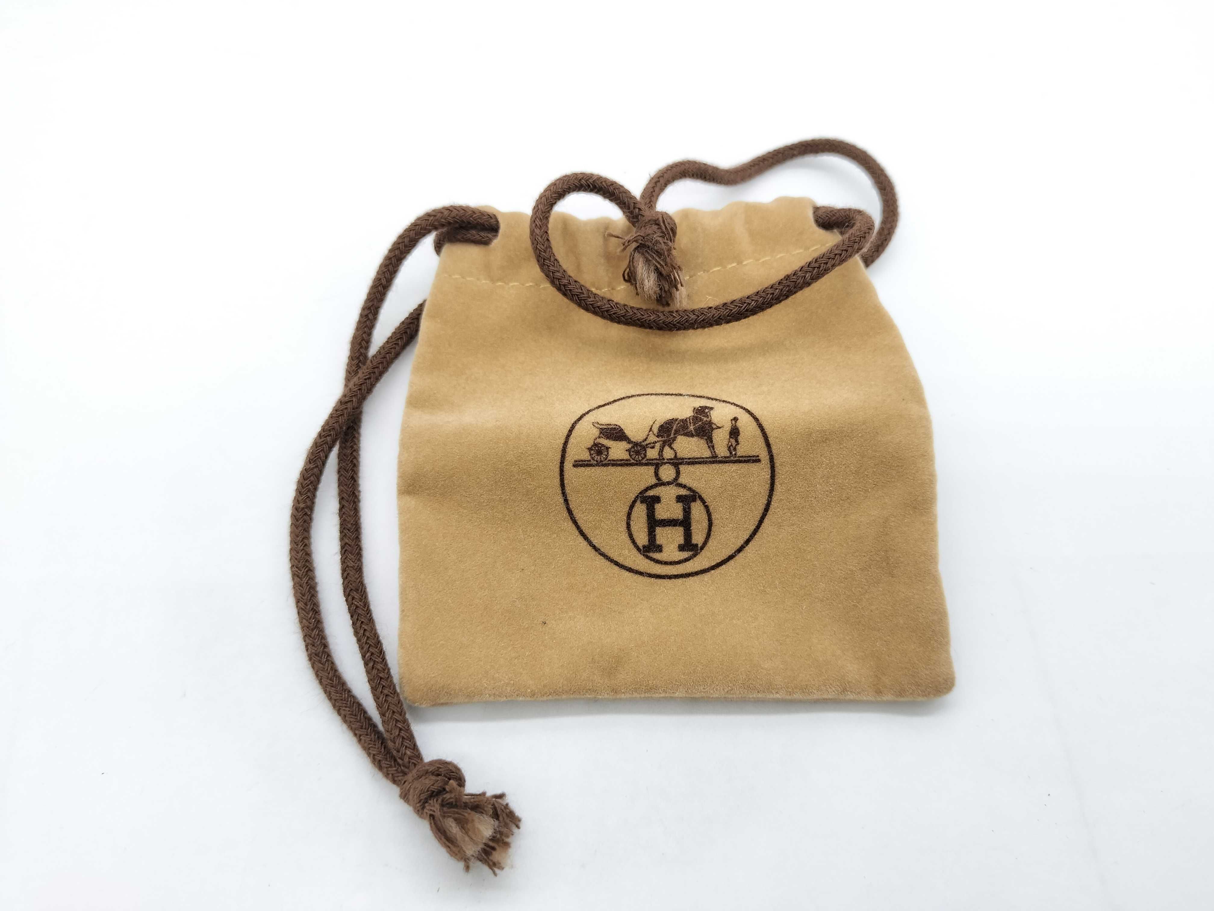 padlock, Pelican design, gold, and other accessories. — view 8