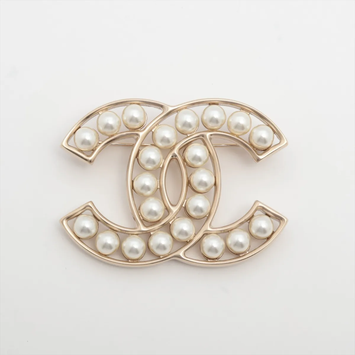 Cocomark B25V Brooch GP x Fake Pearl Gold Thread