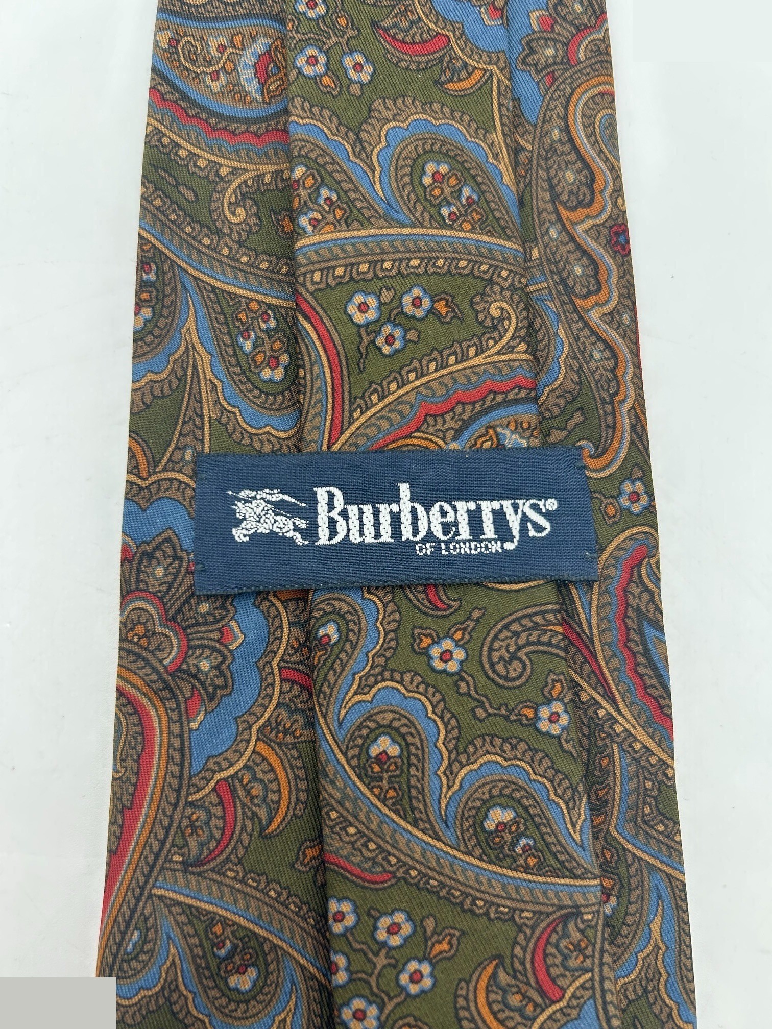 Other lines: Small items, accessories, ties — view 5