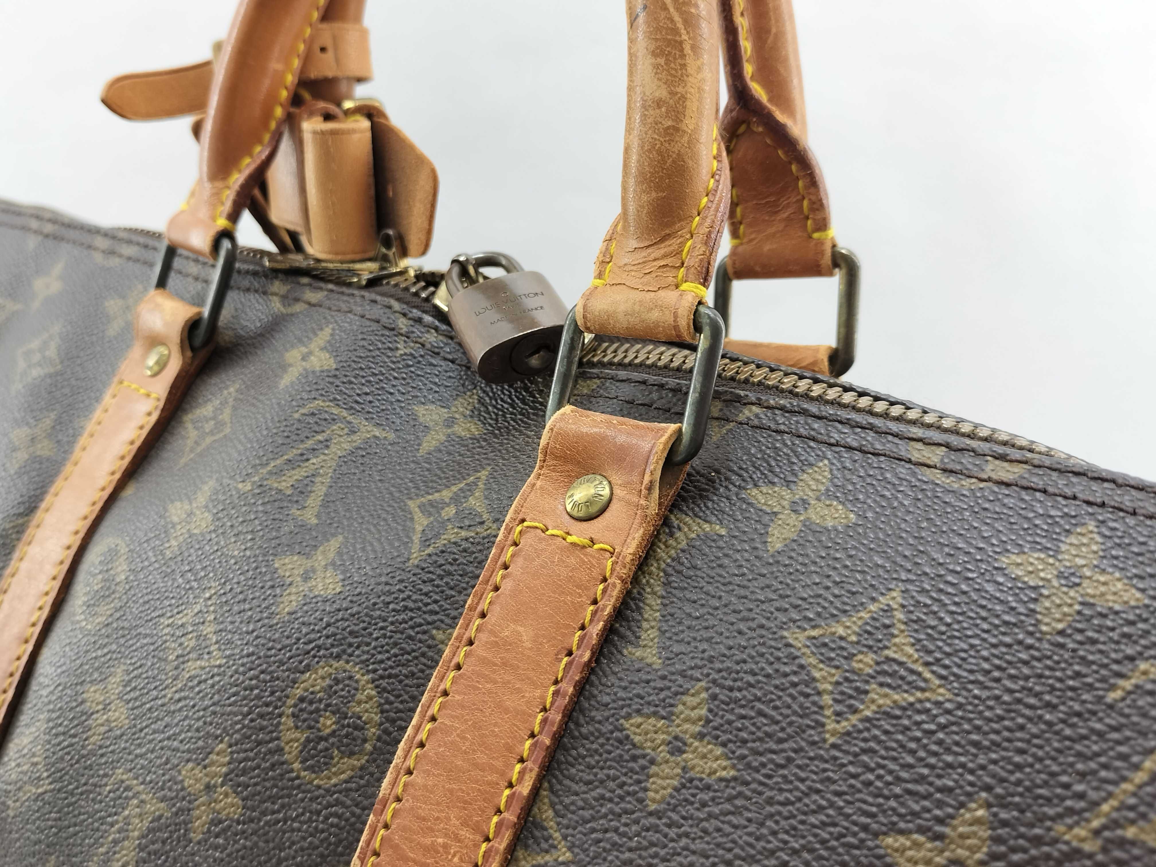 Monogram Louis Vuitton Keepall Bandoulière 55 2-way Boston Bag — view 3