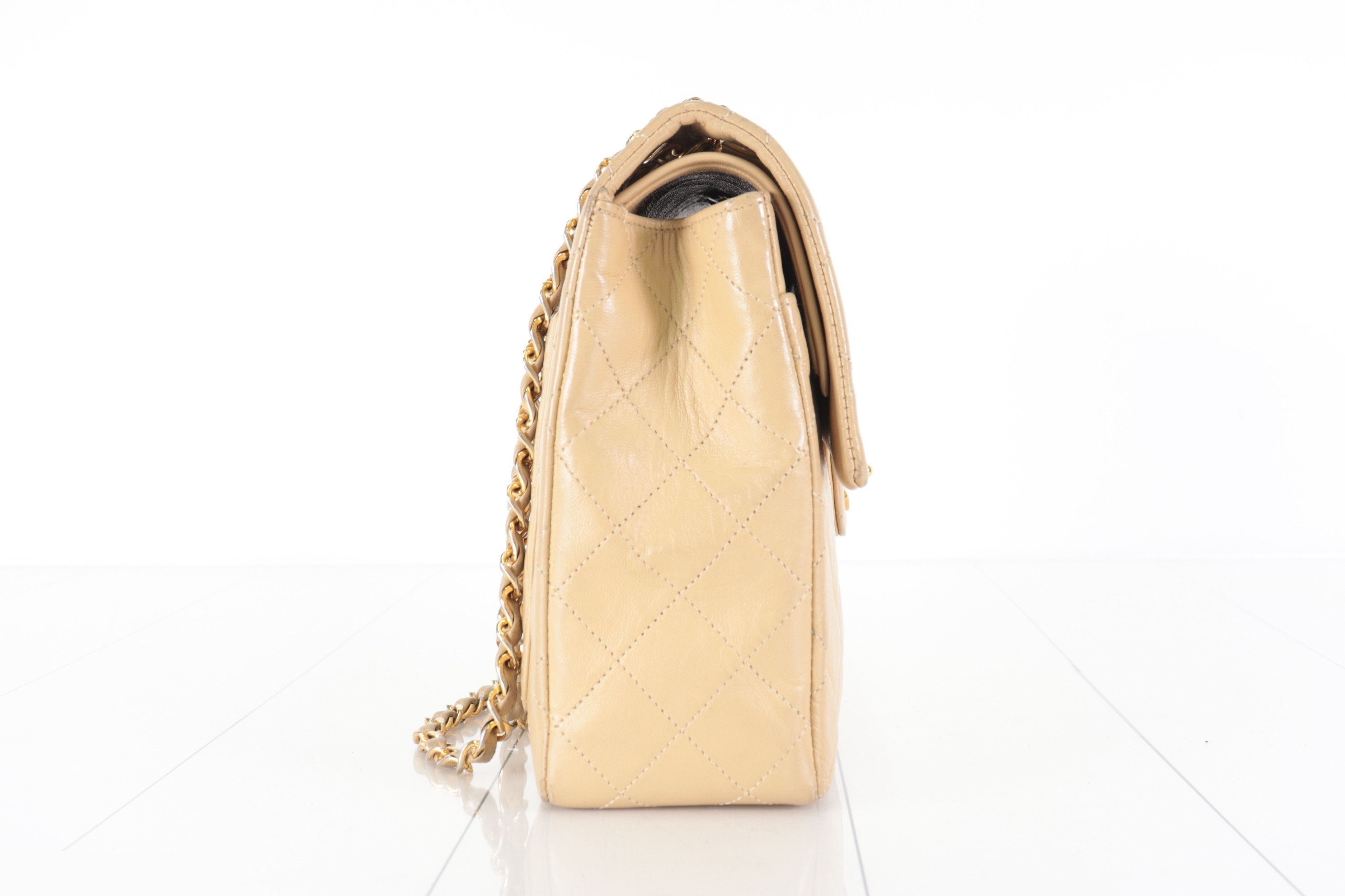 Double flap 25 lambskin chain shoulder bag, beige, 0 series. — view 4