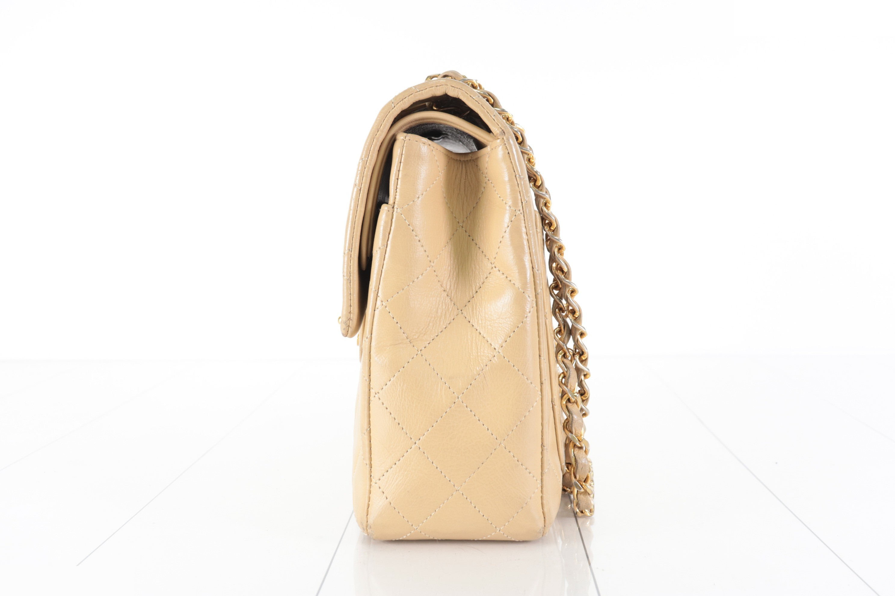 Double flap 25 lambskin chain shoulder bag, beige, 0 series. — view 5