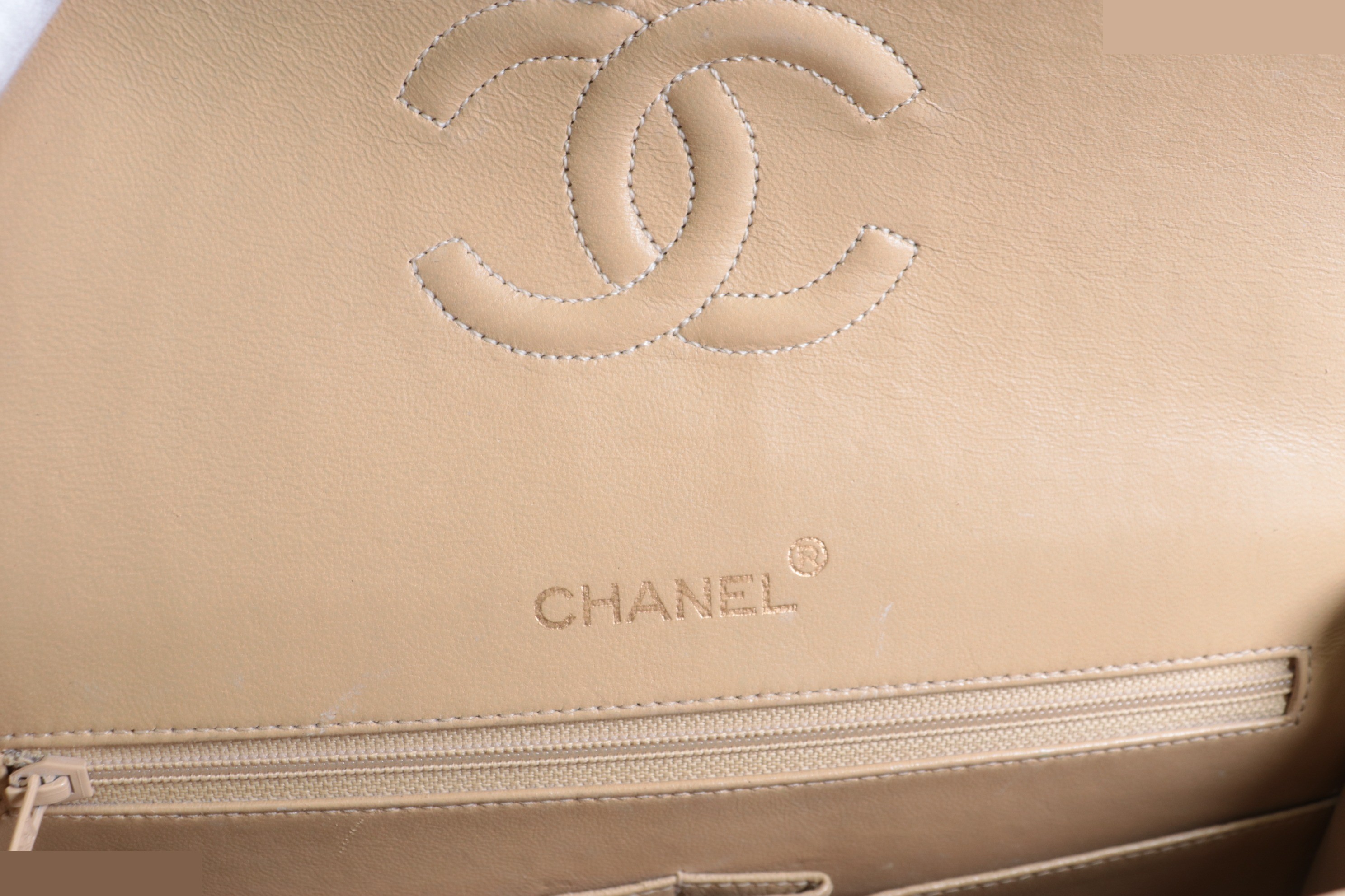 Double flap 25 lambskin chain shoulder bag, beige, 0 series. — view 8