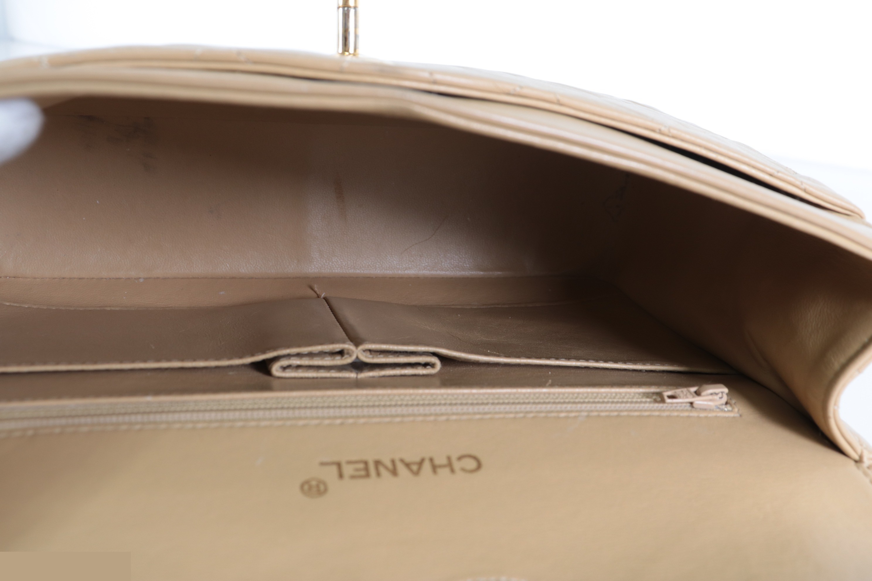 Double flap 25 lambskin chain shoulder bag, beige, 0 series. — view 9