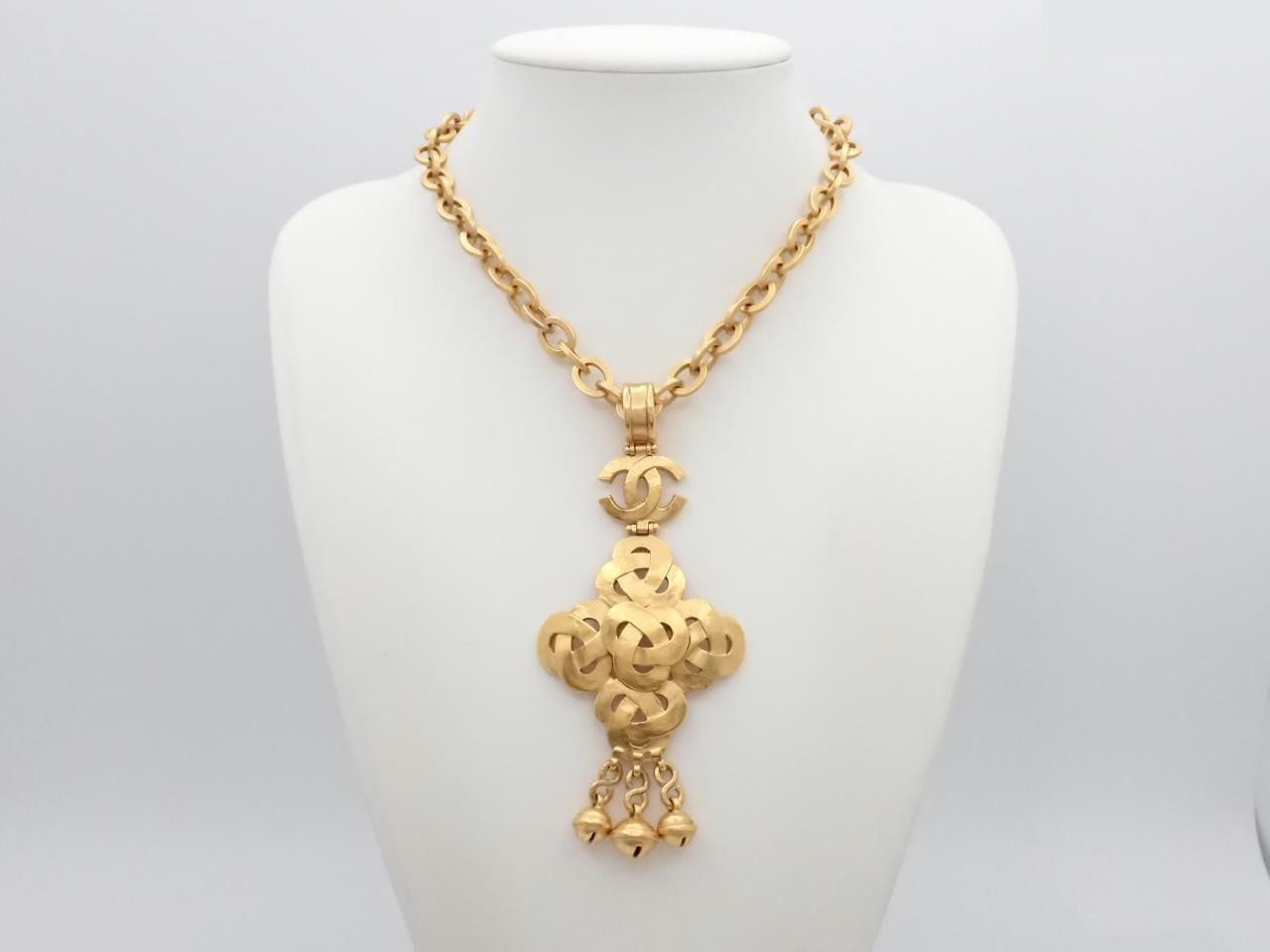 Coco Mark Bell Swing Necklace (95P bell, chain approximately 44cm) — view 3