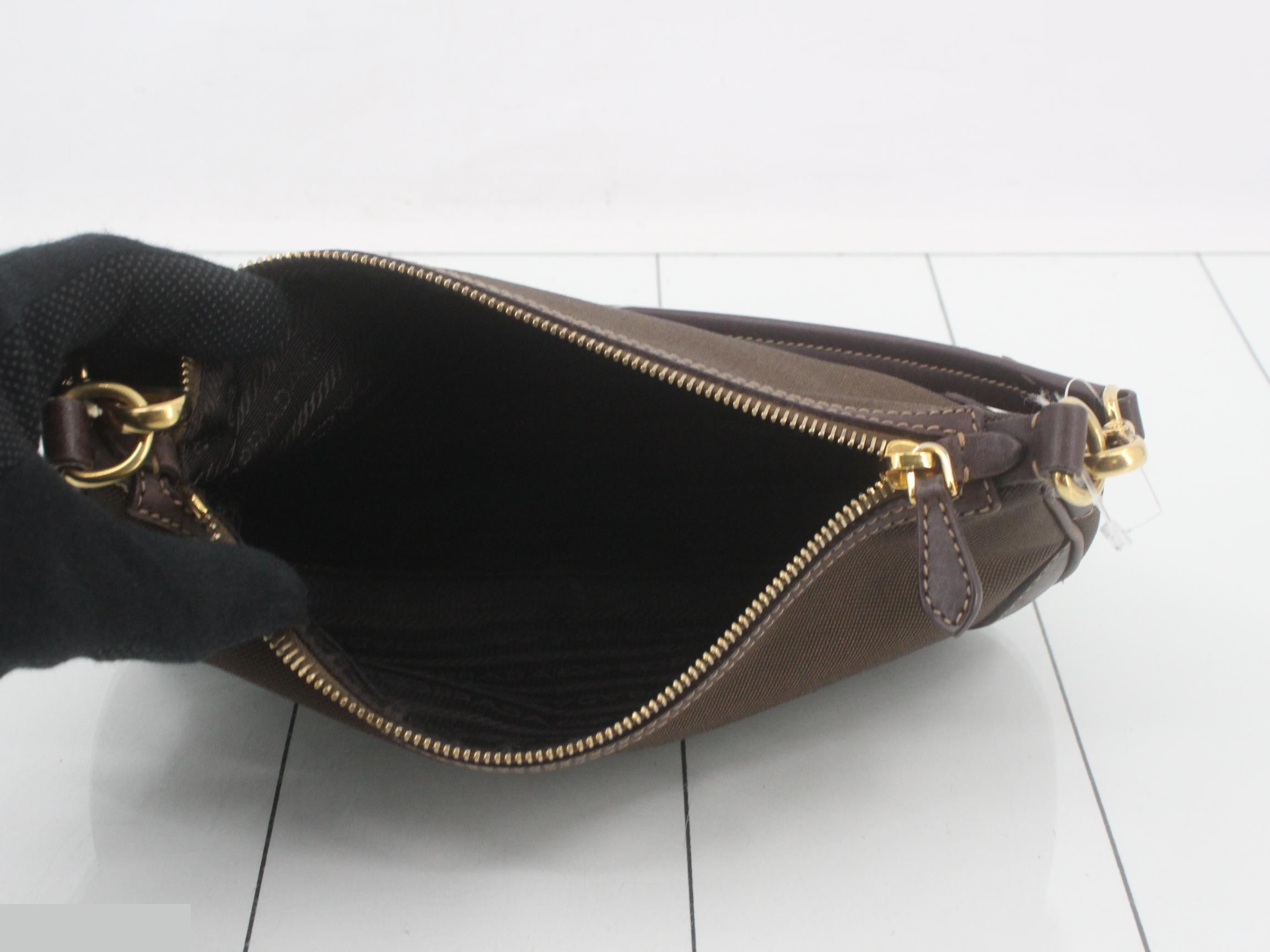 Accessory pouch — view 4