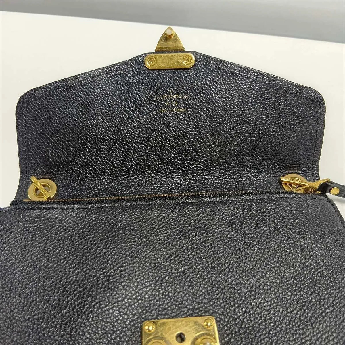 Monogram Empreinte Pochette Saint Germain M60638 TJ0126 Black — view 13