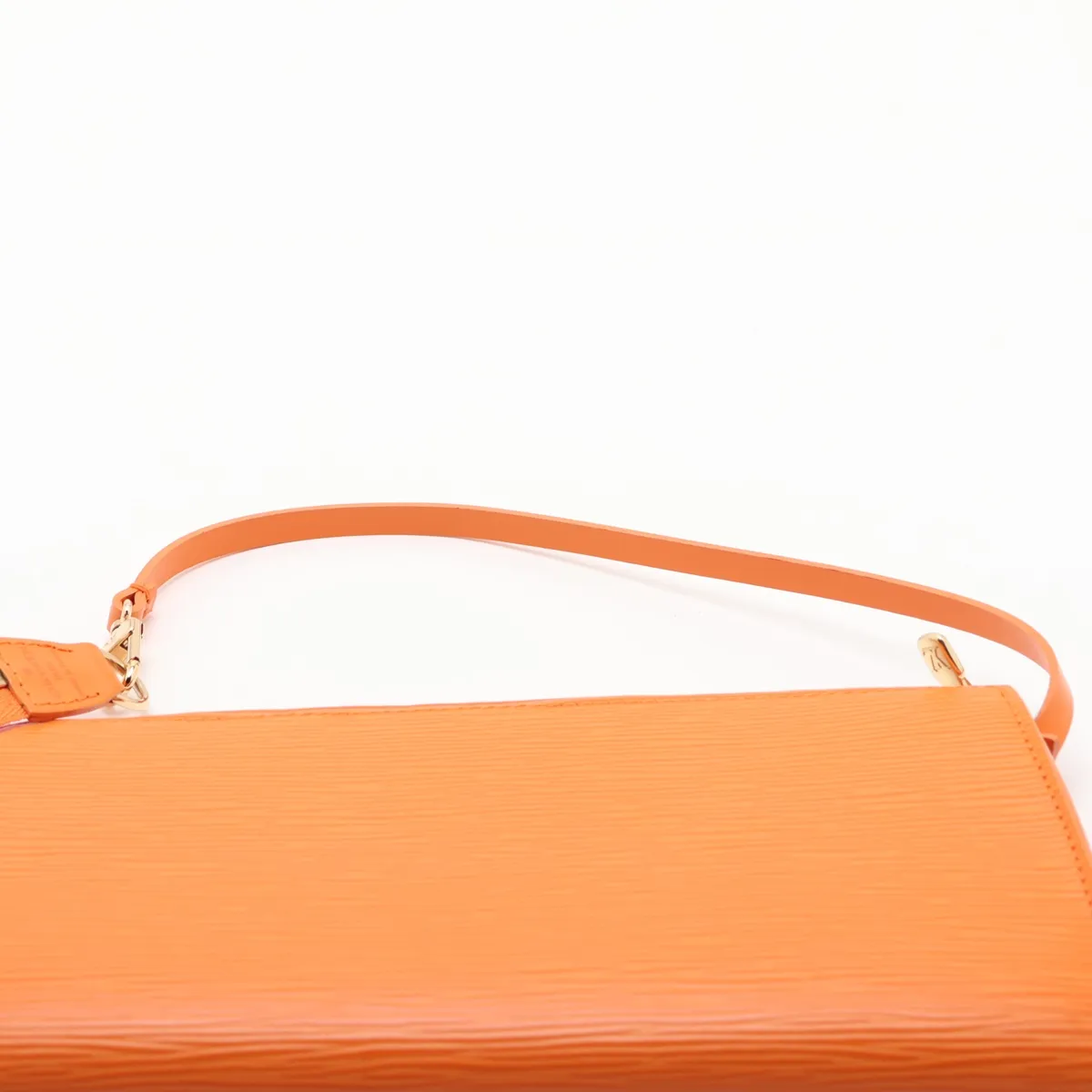 Epi Pochette Accessoires M5294H AR1013 Orange — view 6