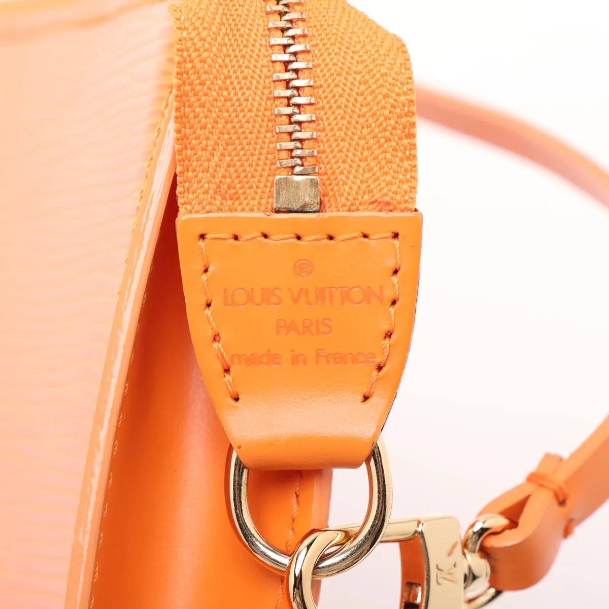 Epi Pochette Accessoires M5294H AR1013 Orange — view 8