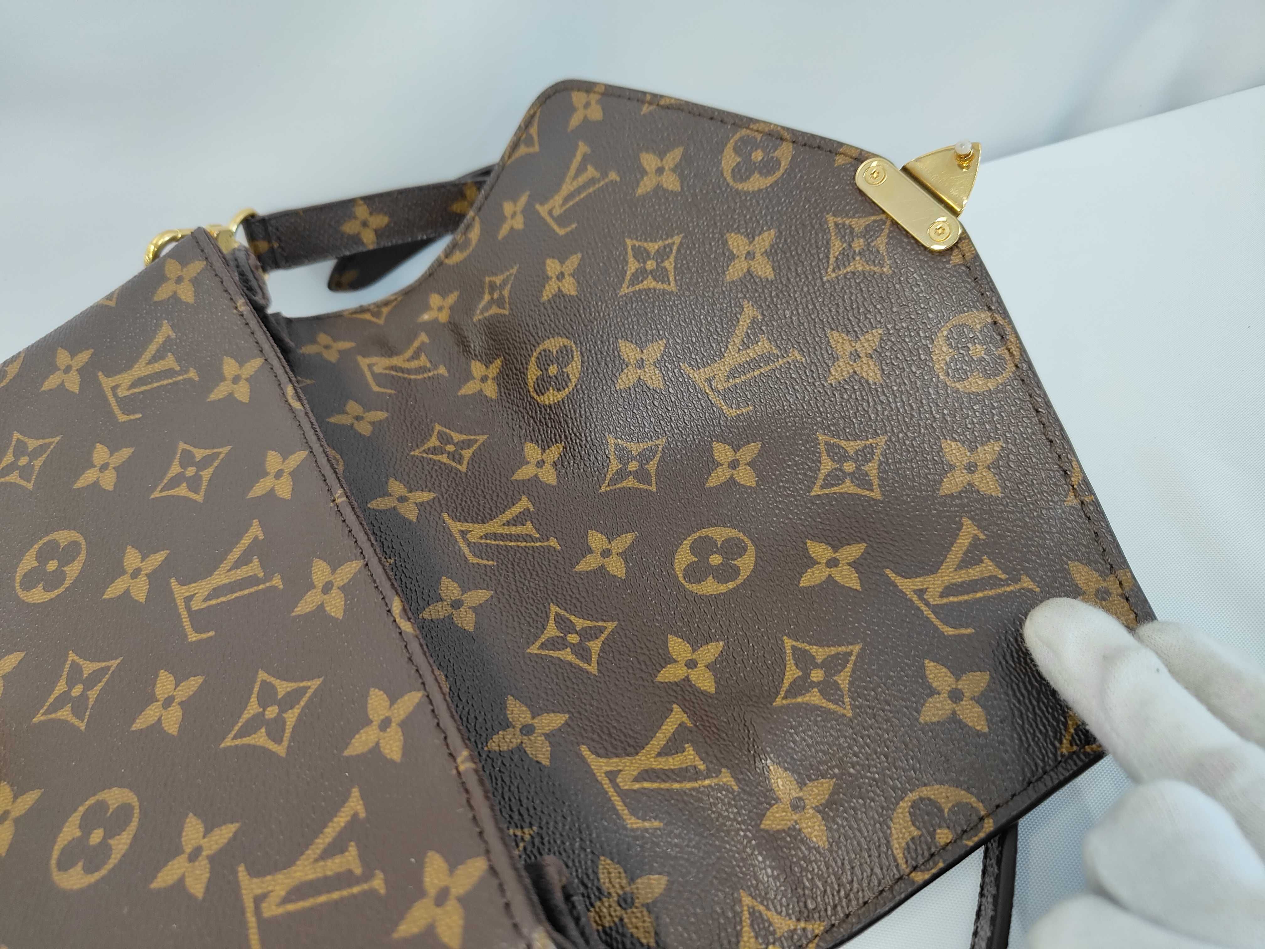 Monogram Pochette Métis M44875 Shoulder Bag — view 8