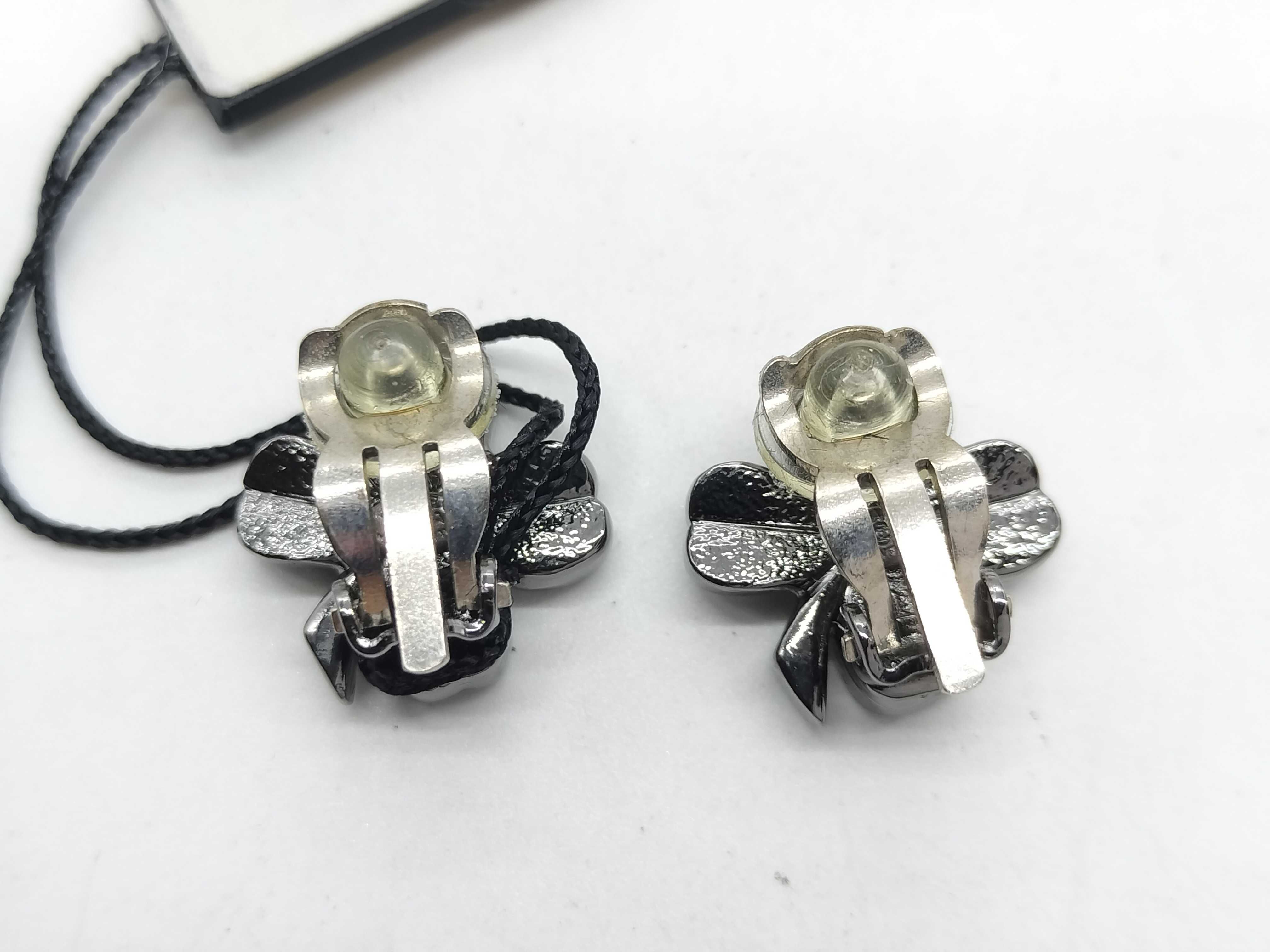 03A Clover Rhinestone Earrings — view 3