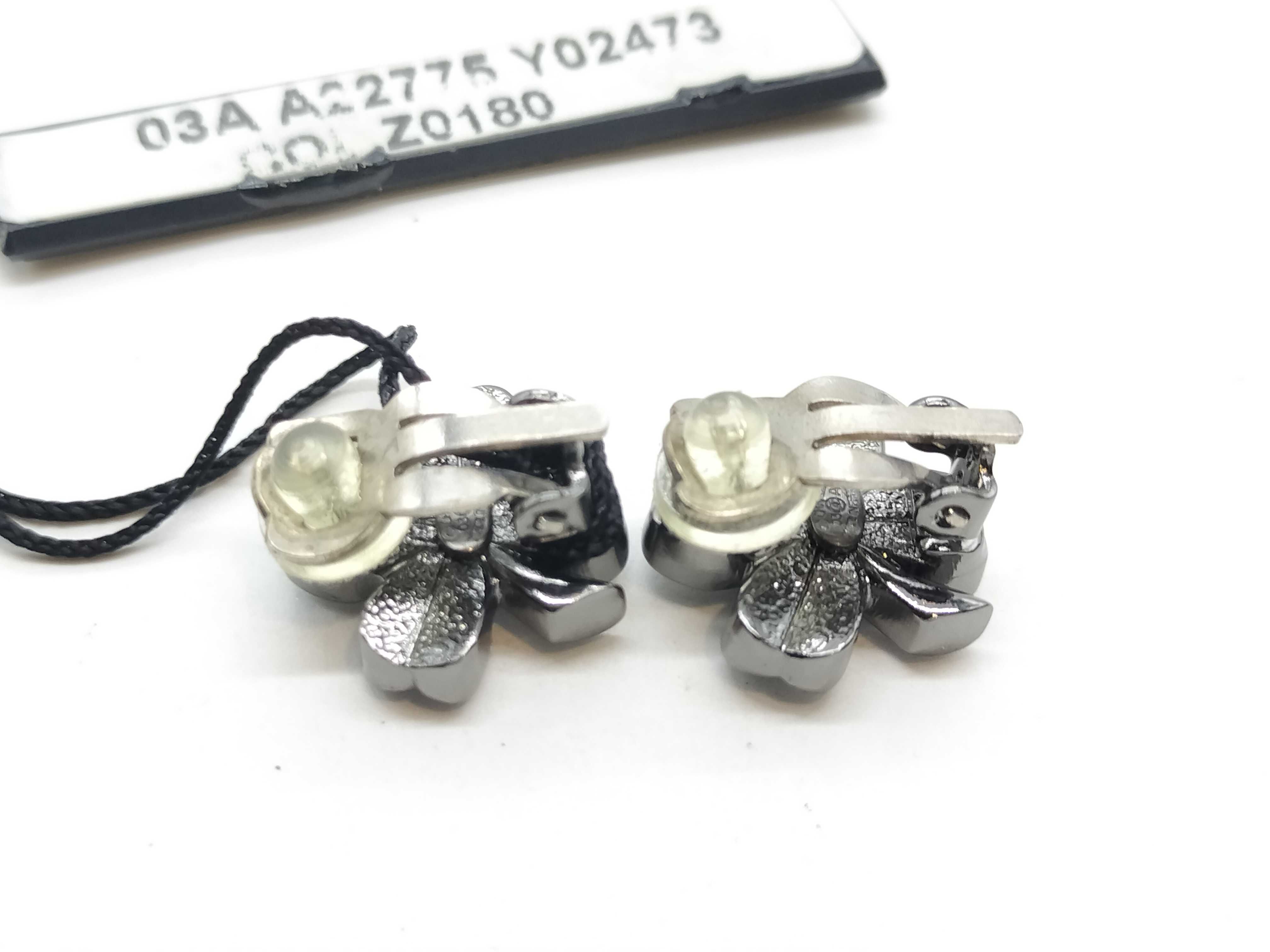 03A Clover Rhinestone Earrings — view 5