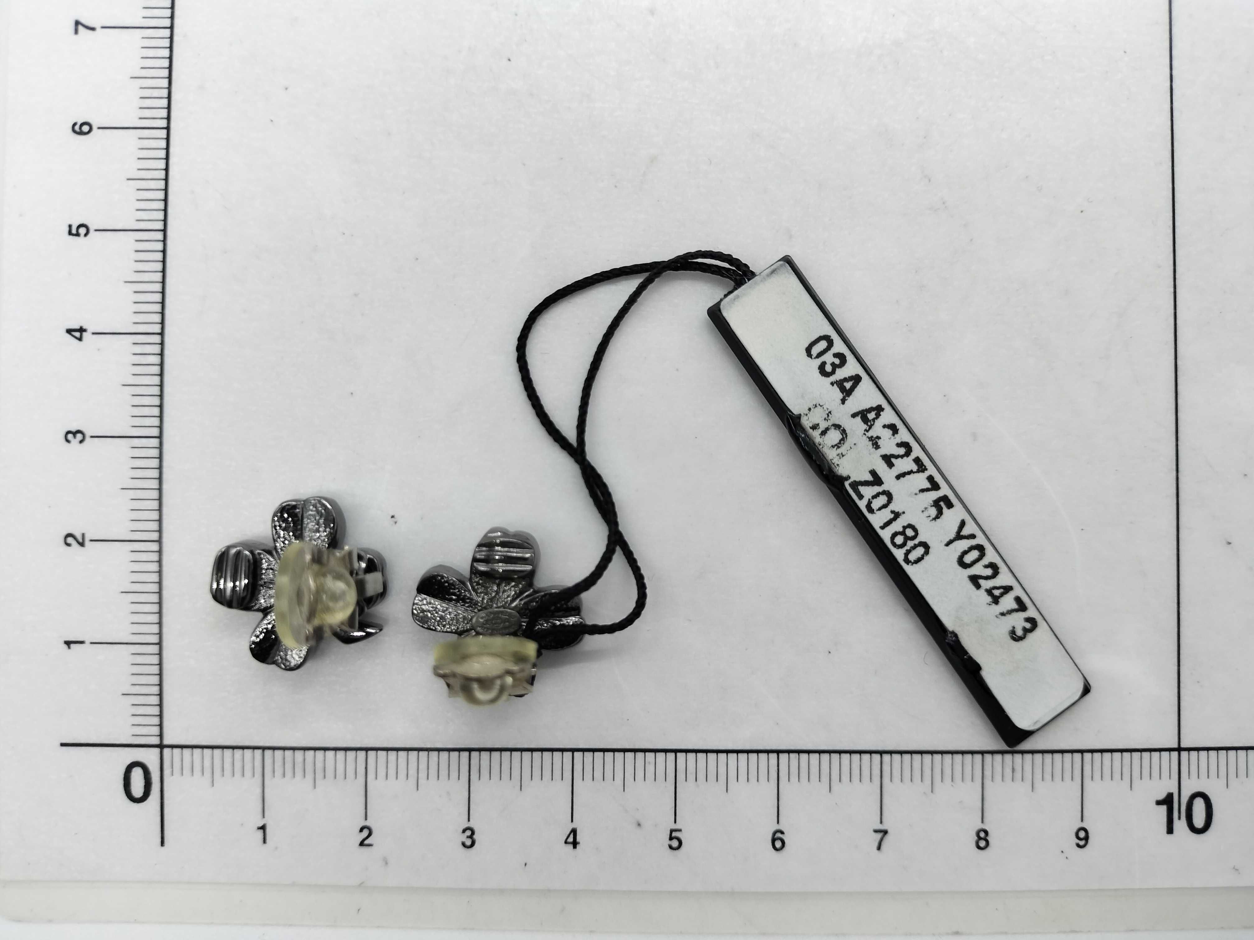 03A Clover Rhinestone Earrings — view 8