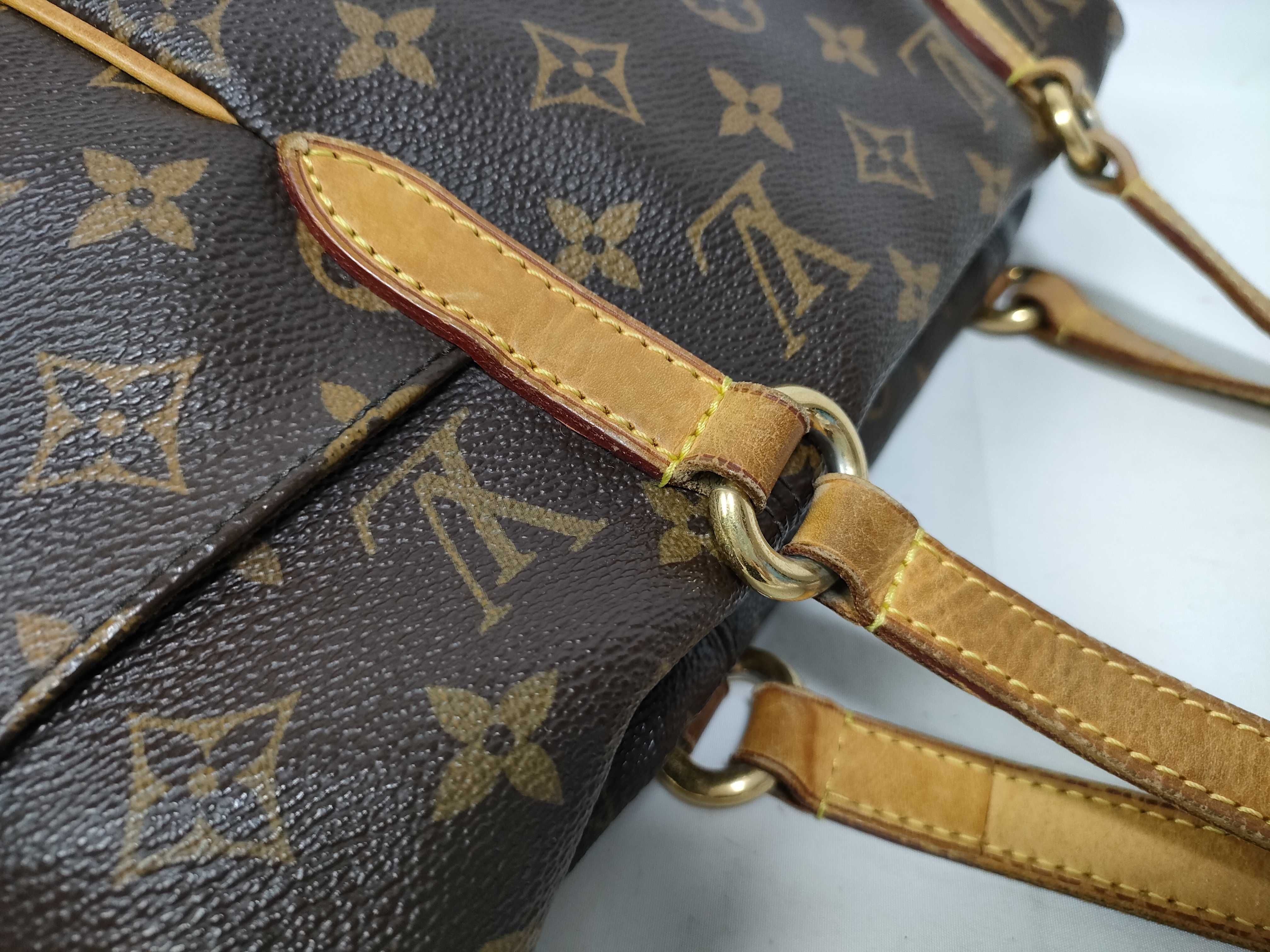 Monogram Totally PM Shoulder Bag — view 10