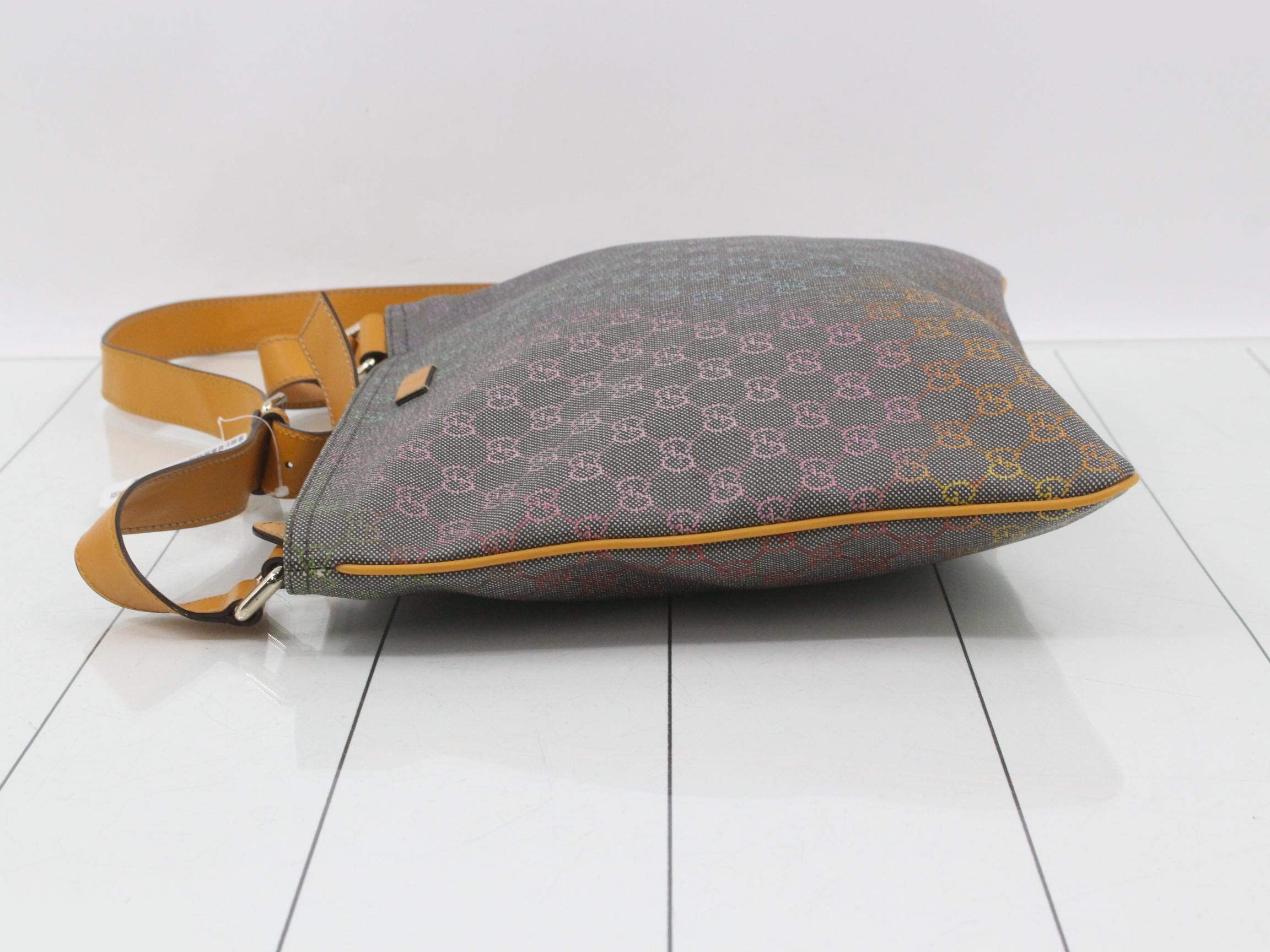 GG Supreme Multicolor Shoulder Bag — view 4