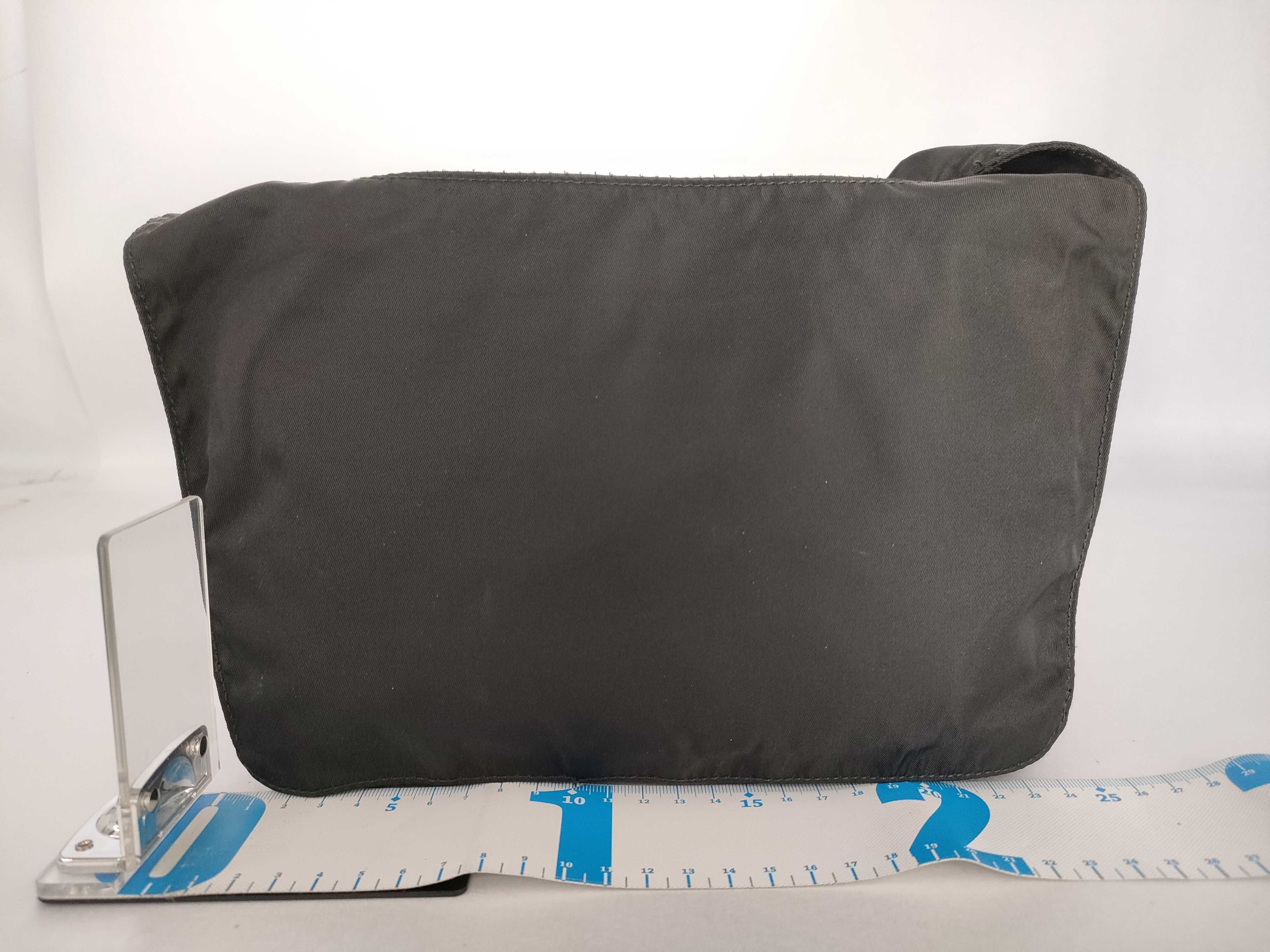 Nylon Prada Shoulder Bag Triangle Logo Black Guarantee Shoulder Bag — view 2