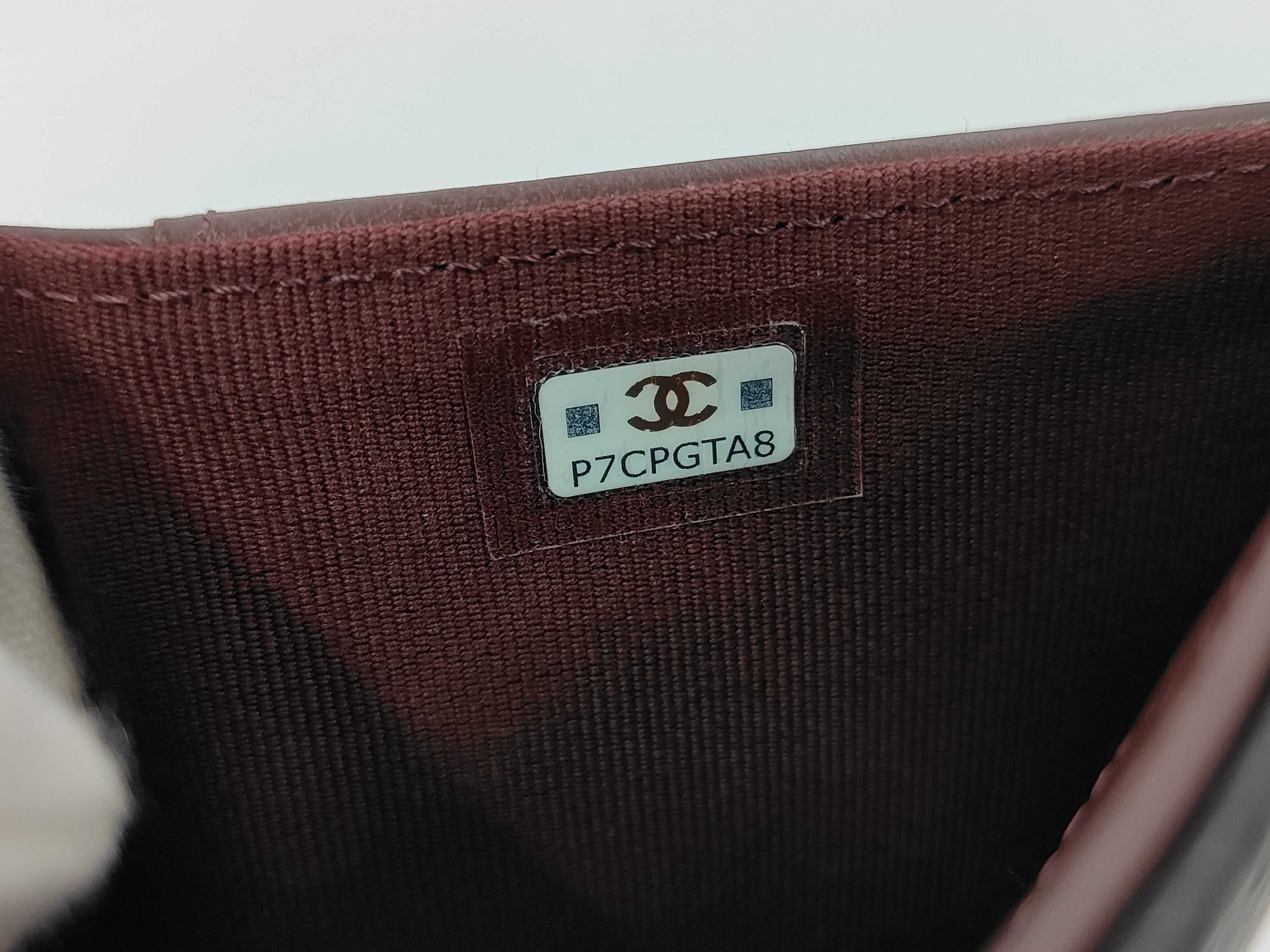 Wallet Medium Wallet Caviar Microchip Wallet — view 12