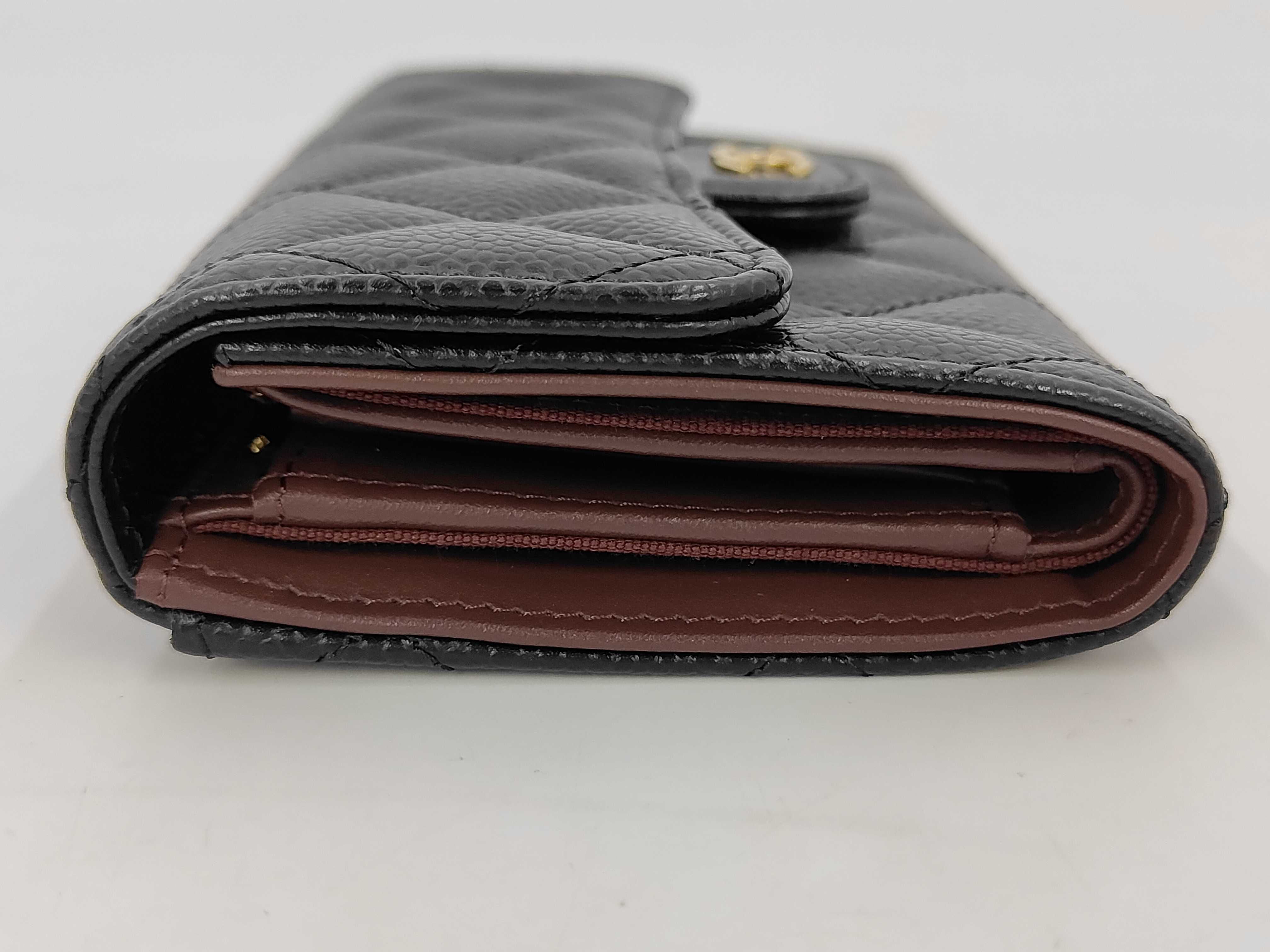 Wallet Medium Wallet Caviar Microchip Wallet — view 5