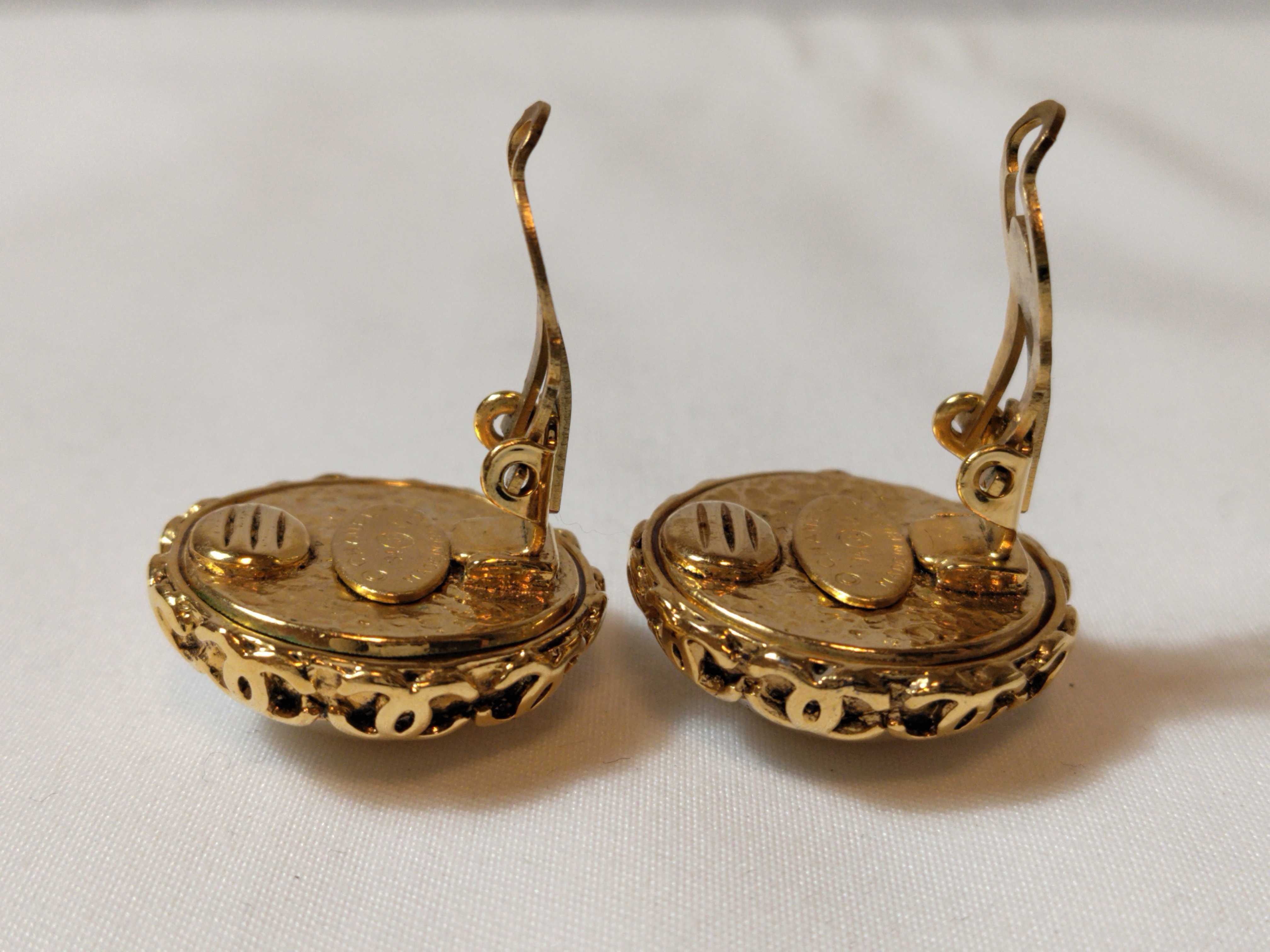 Earrings — view 4