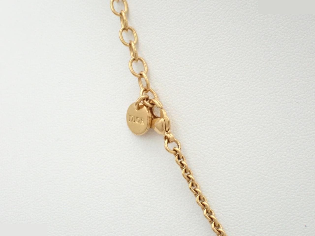 Gold necklace, chain approximately 42cm — view 2