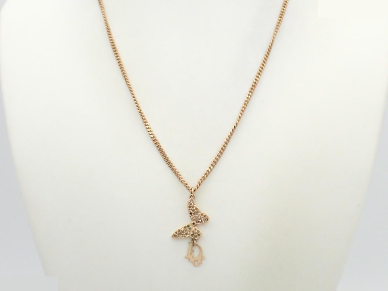 Necklace, stone missing, rust. — view 3