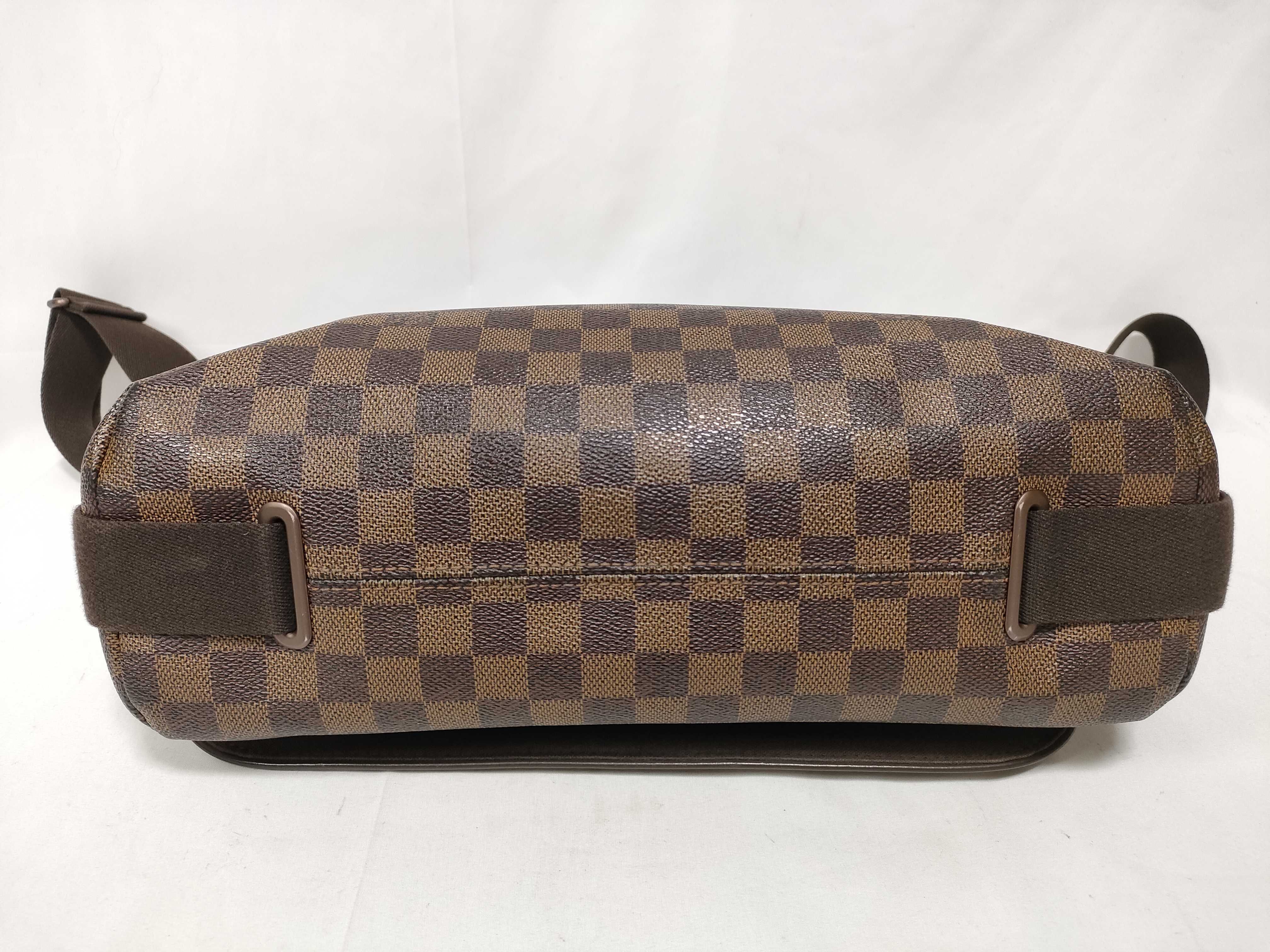 Damier Louis Vuitton Damier Shoulder Bag — view 3