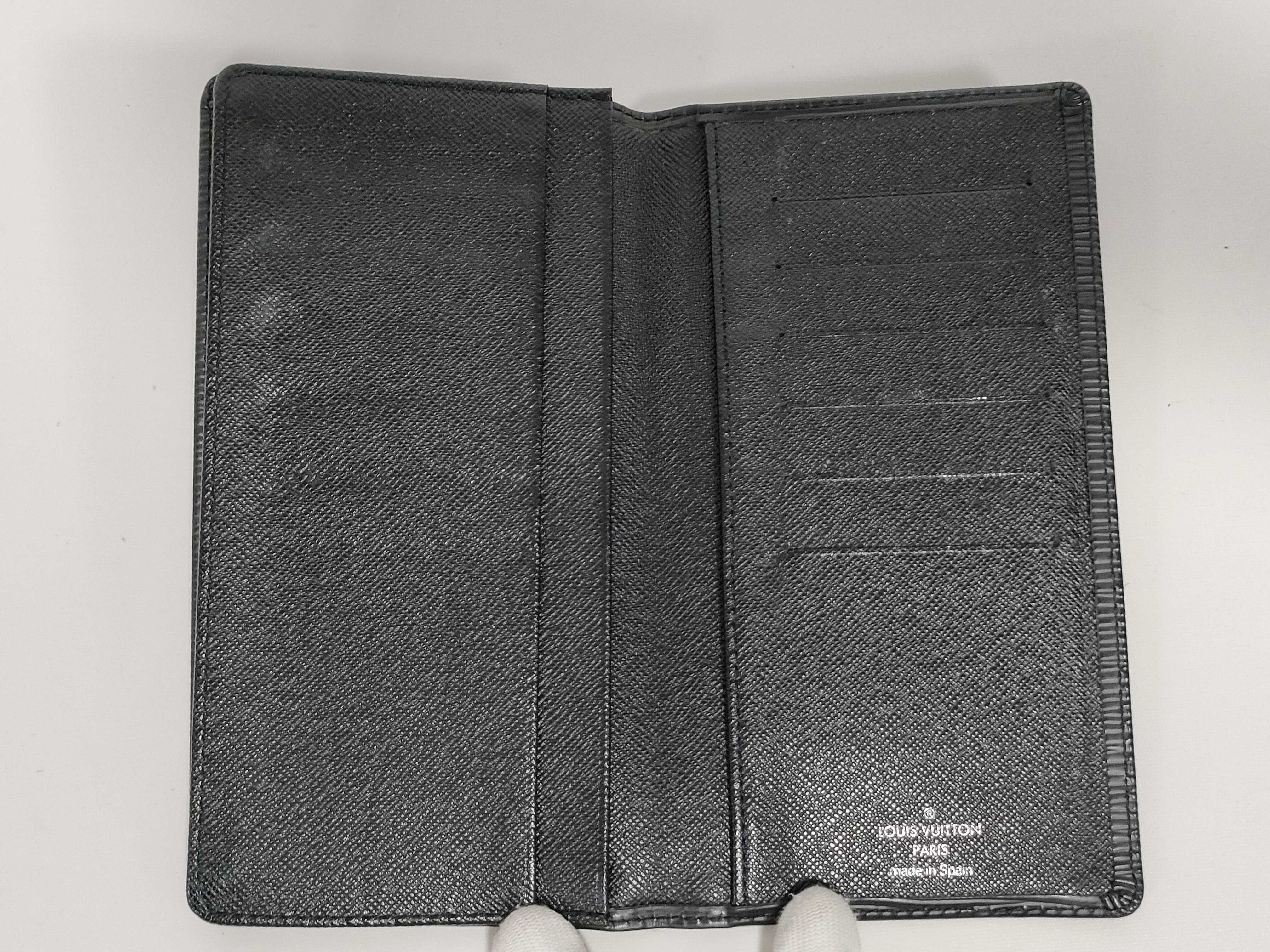 Epi Porte Cartes Credit Long Wallet Noir — view 8