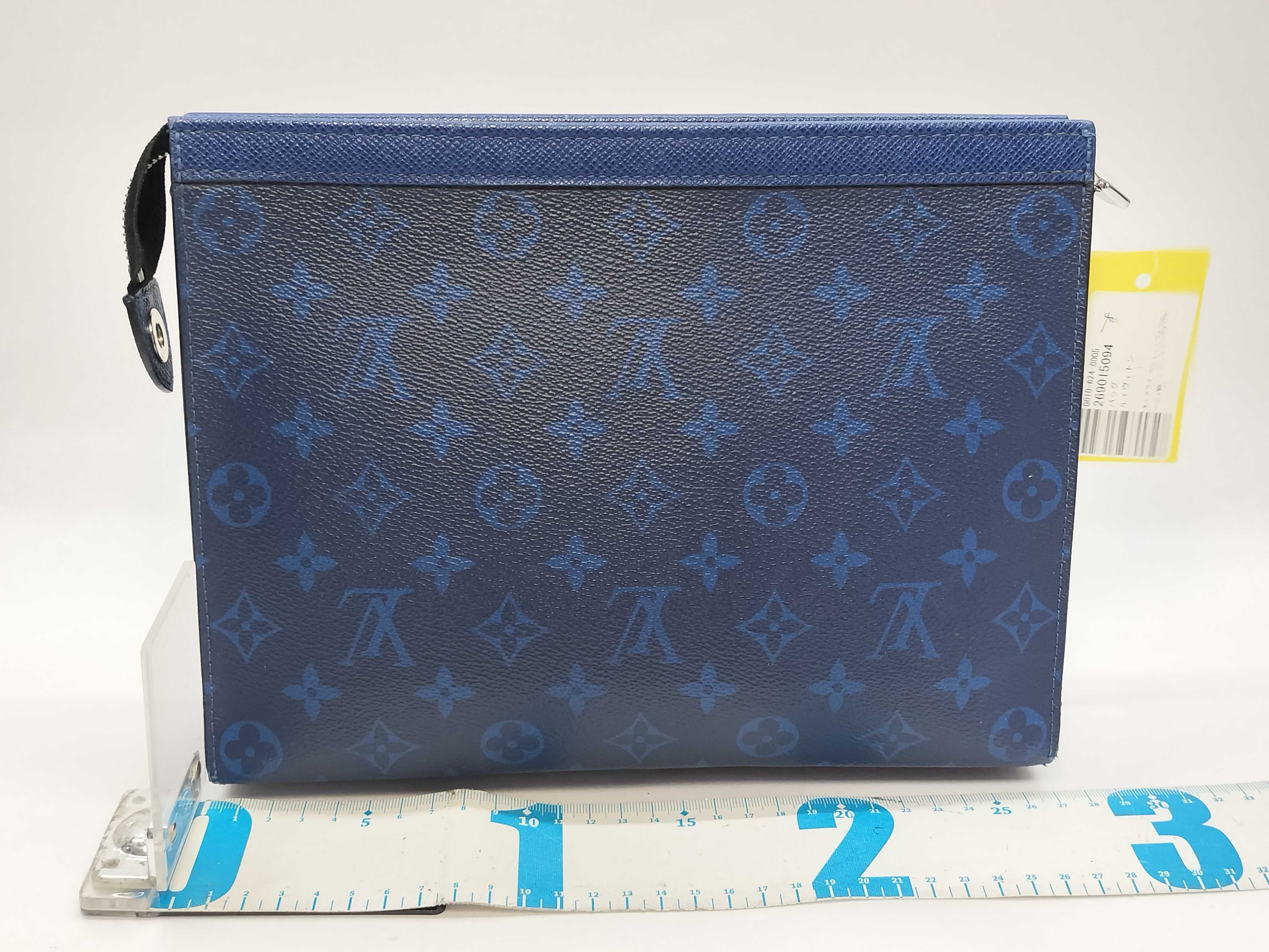 Monogram Taigarama Pochette Voyage MM Clutch Bag — view 2