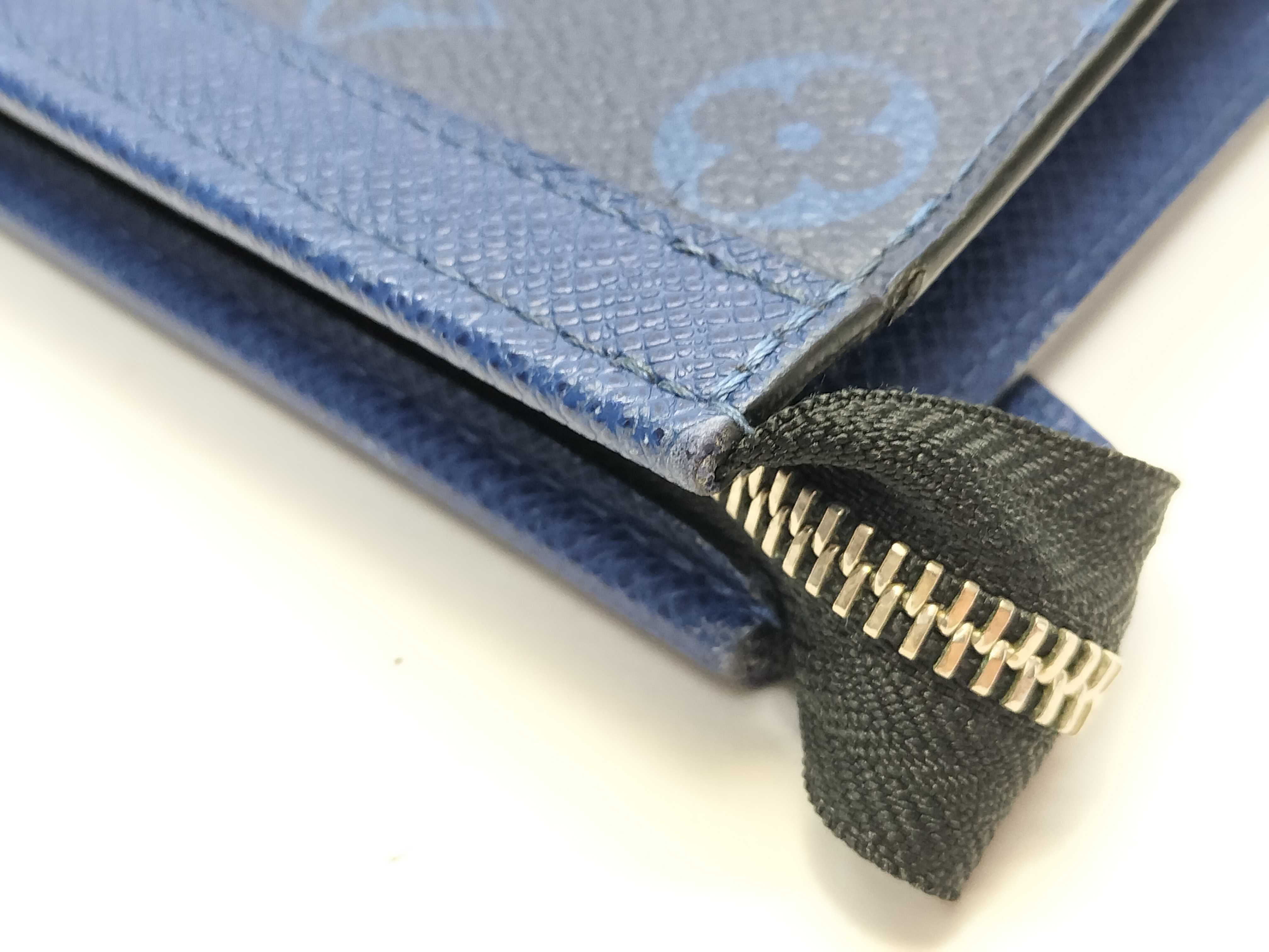 Monogram Taigarama Pochette Voyage MM Clutch Bag — view 13