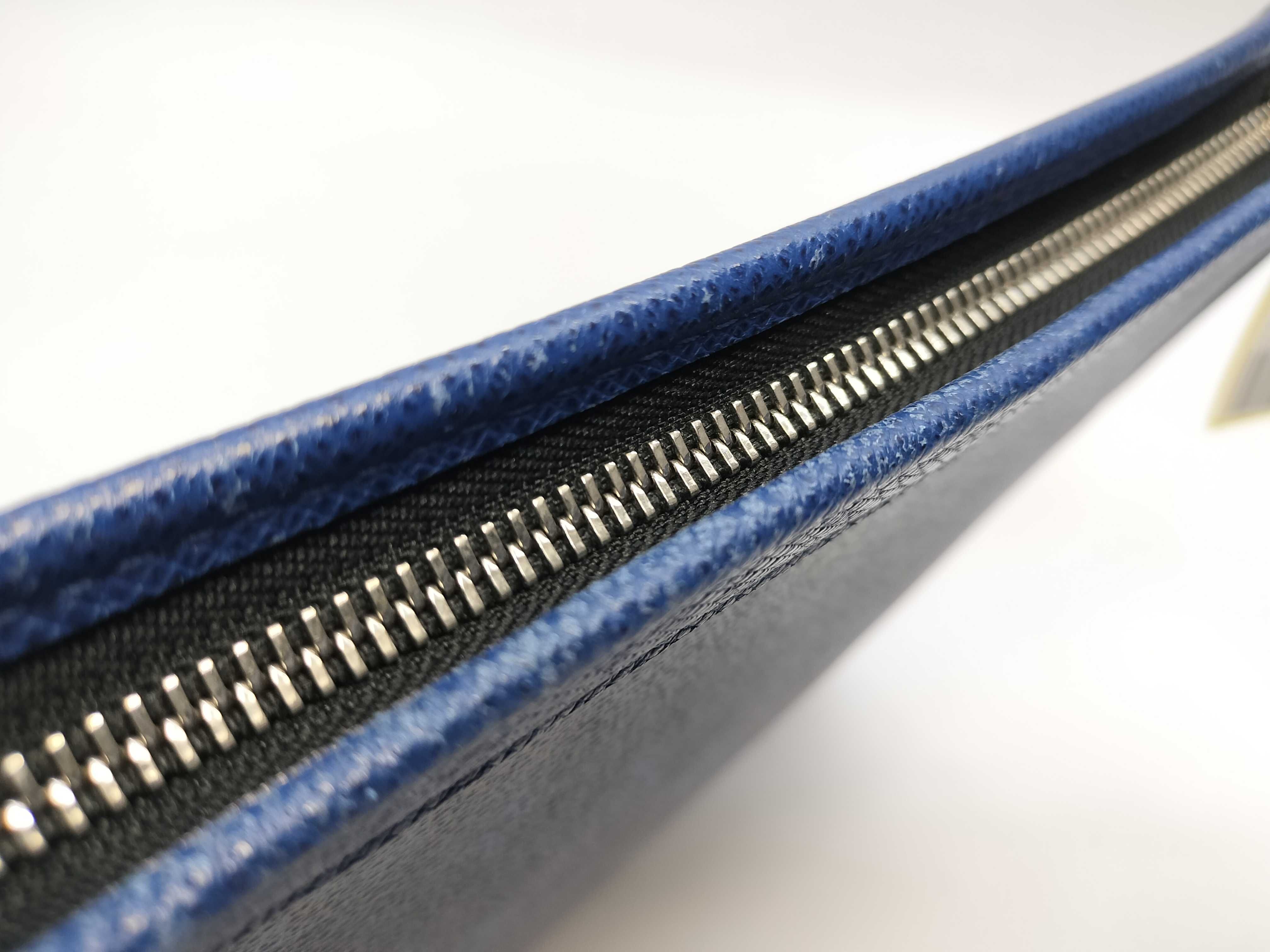 Monogram Taigarama Pochette Voyage MM Clutch Bag — view 5