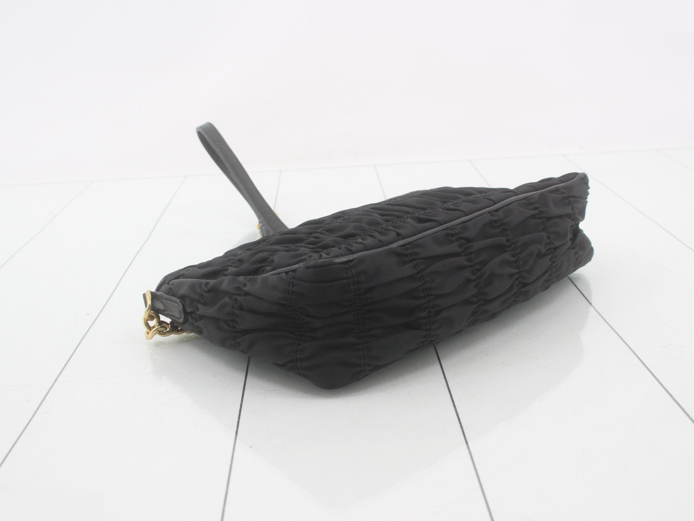 Nylon gathered chain shoulder bag — view 5