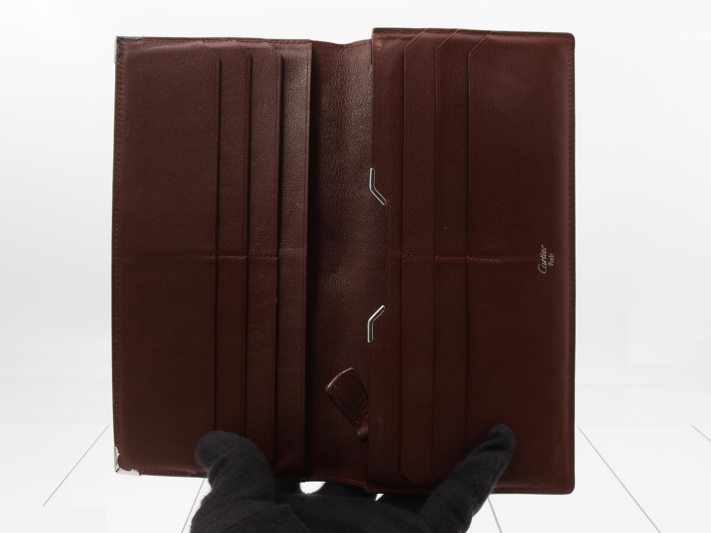 Must Line Bi-fold Long Wallet — view 4