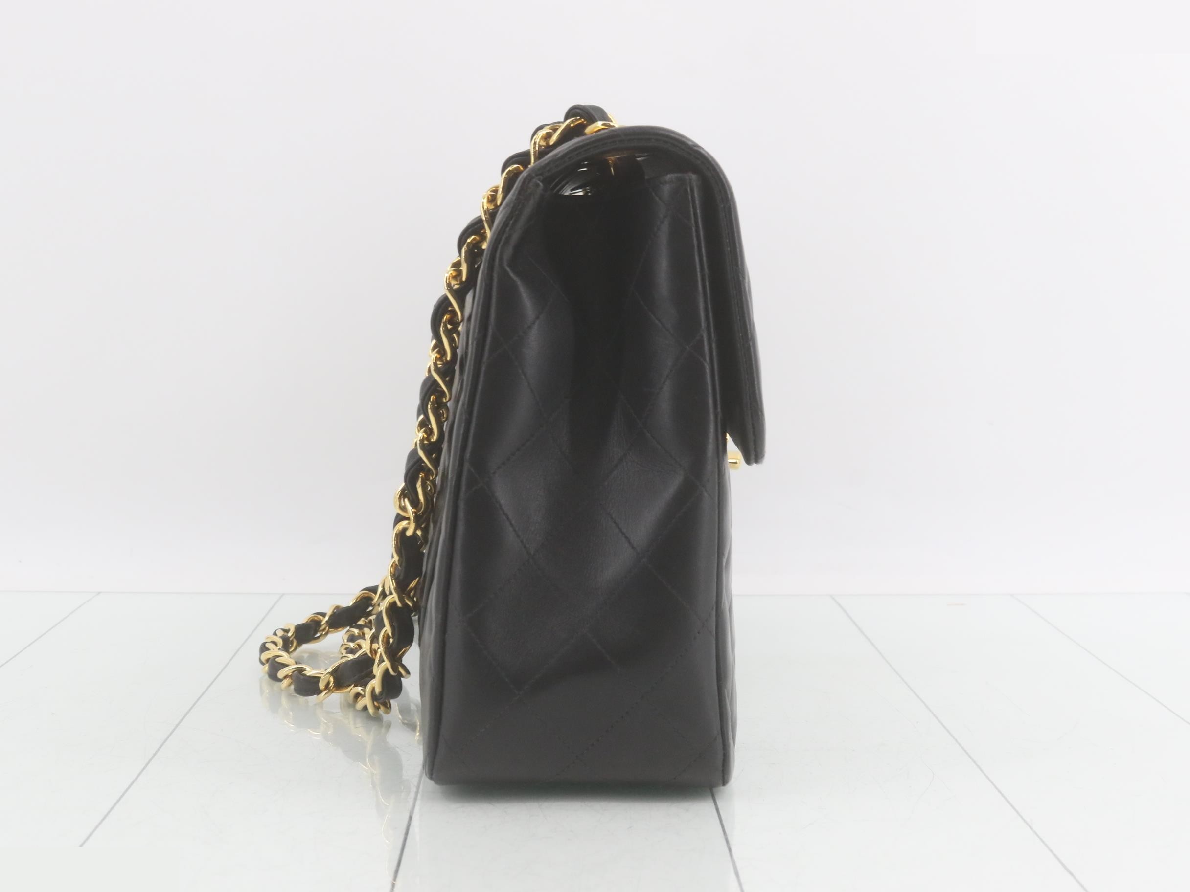Large Matelassé Chain Shoulder Bag, Lambskin, Series 3 — view 4