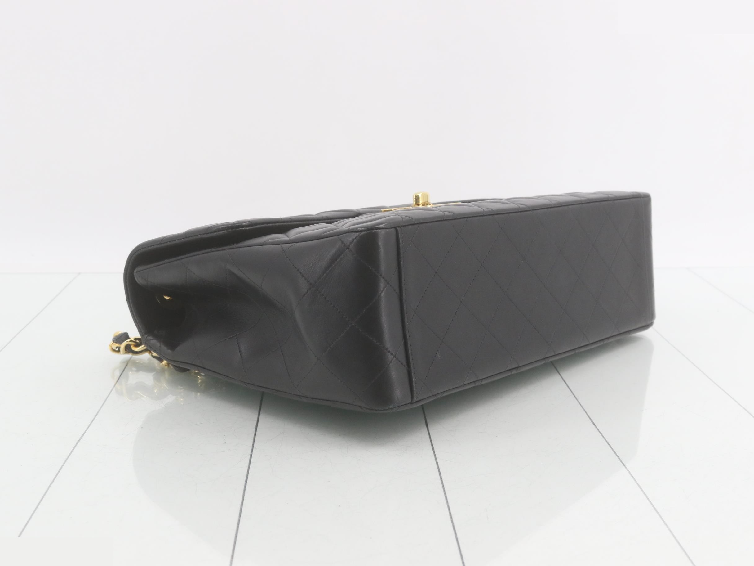 Large Matelassé Chain Shoulder Bag, Lambskin, Series 3 — view 5