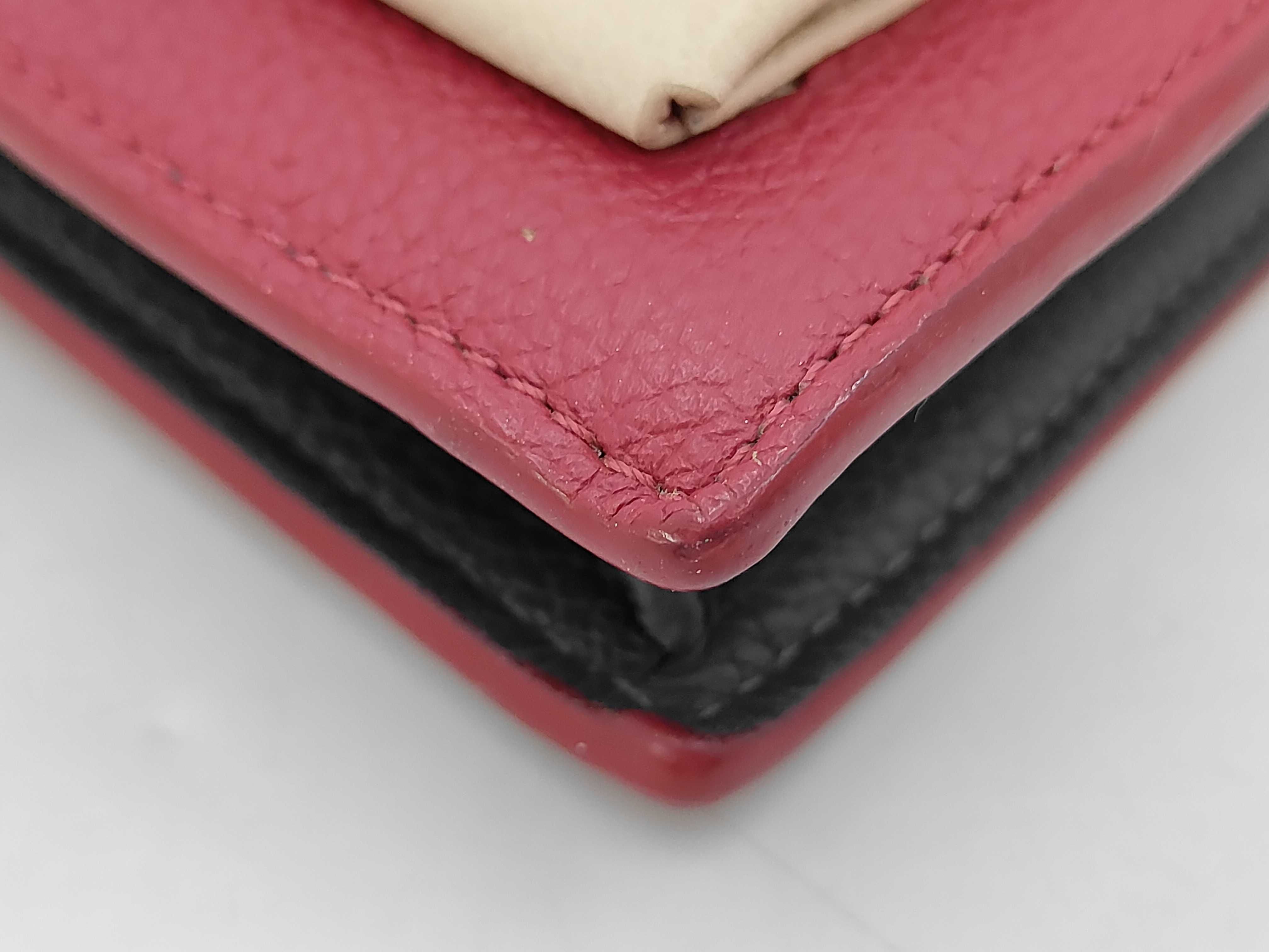 Lockme Shoulder Bag — view 7