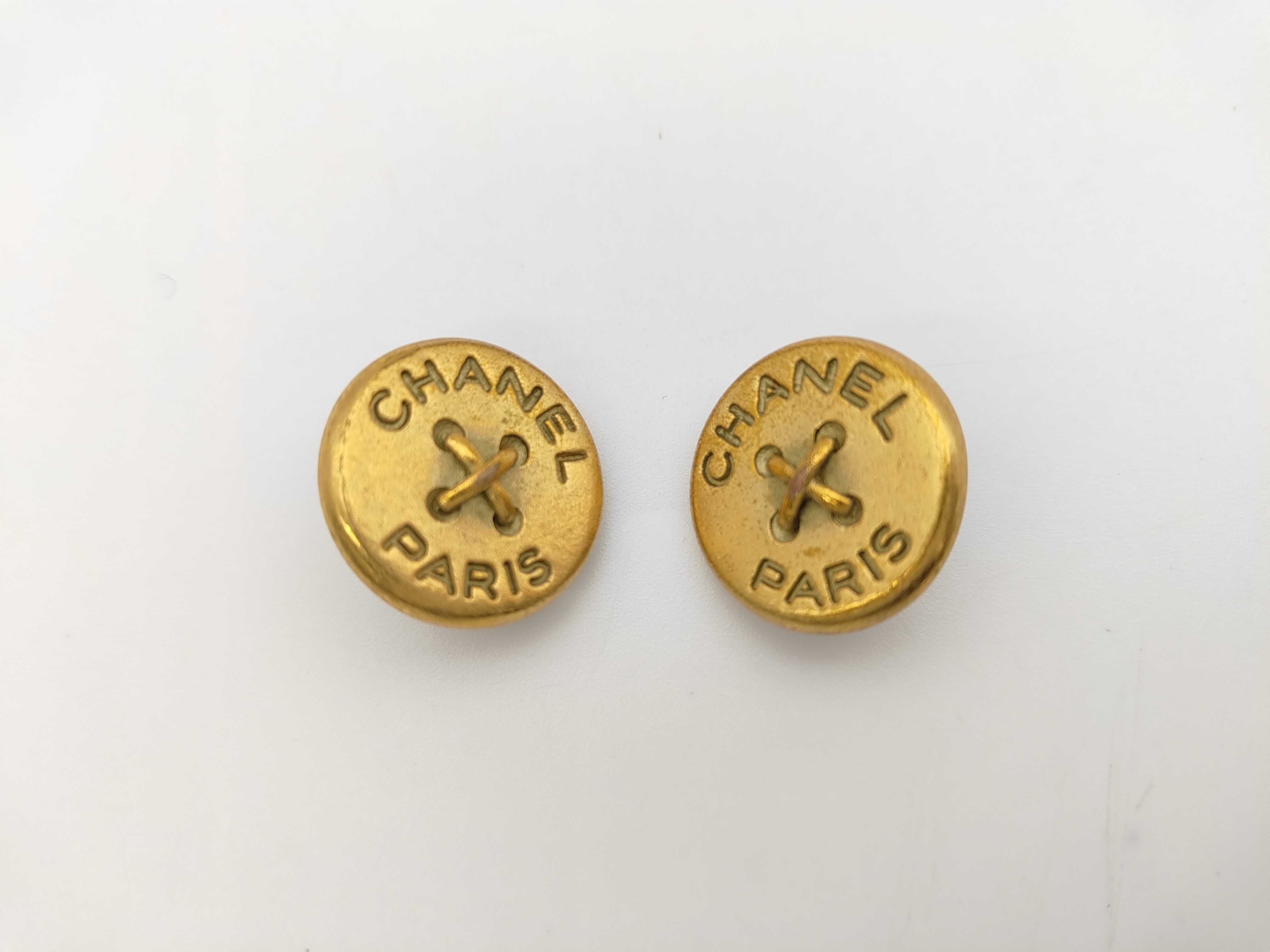 Button Motif Earrings/94A