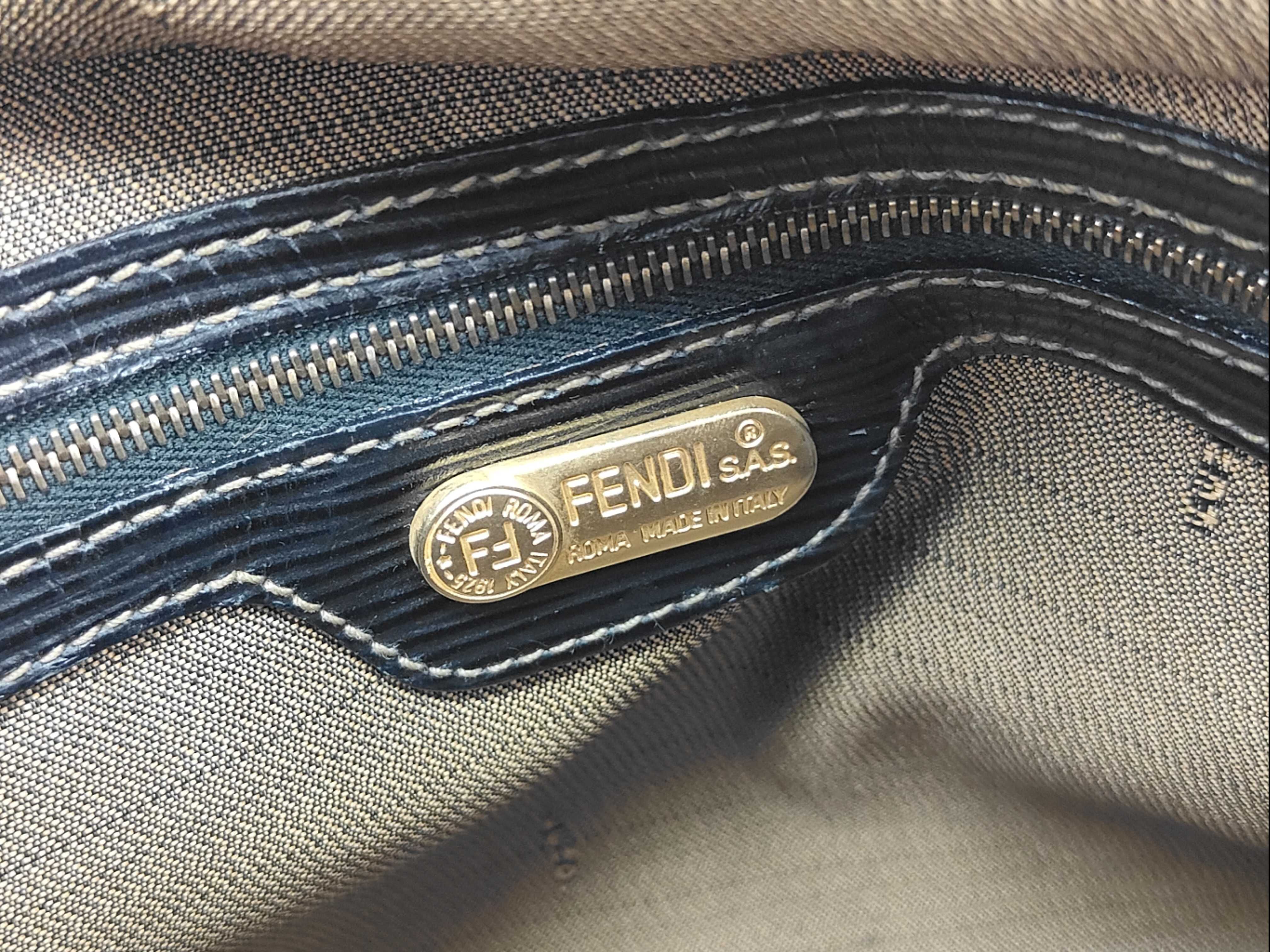 Zucca pattern Fendi Zucca vanity handbag — view 13