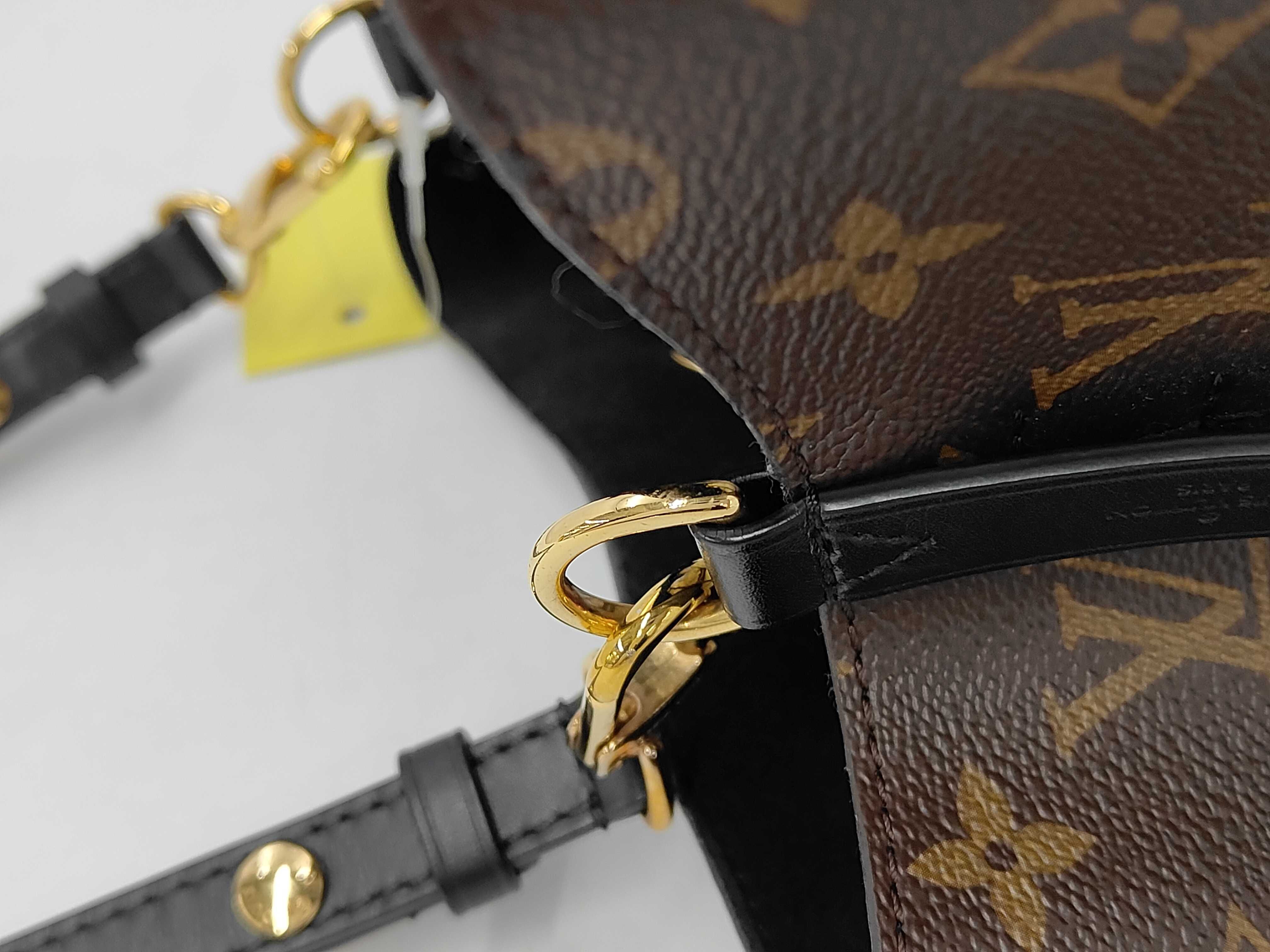 Monogram 44020 Neo Noe Noir Shoulder Bag — view 5