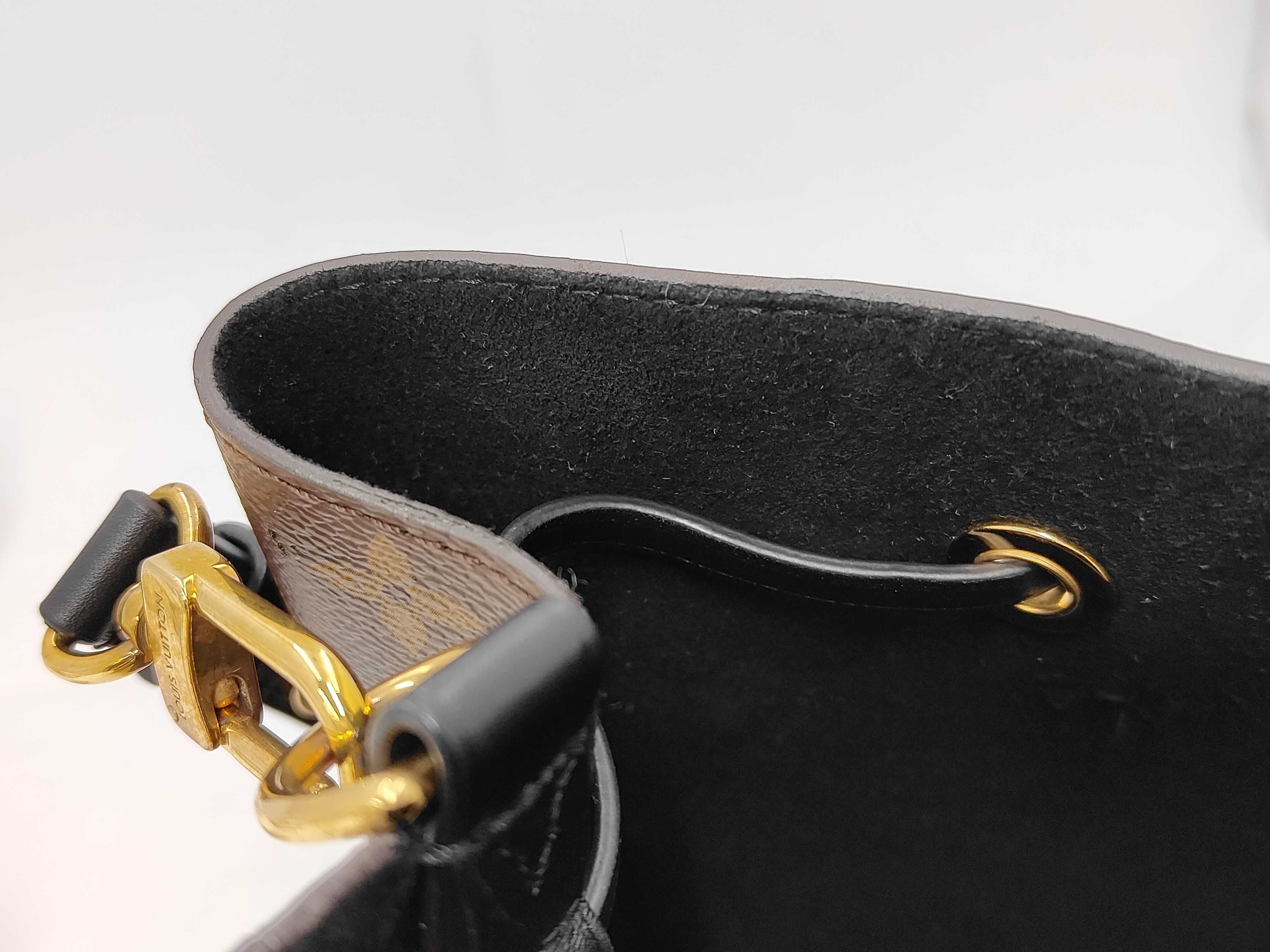 Monogram 44020 Neo Noe Noir Shoulder Bag — view 10