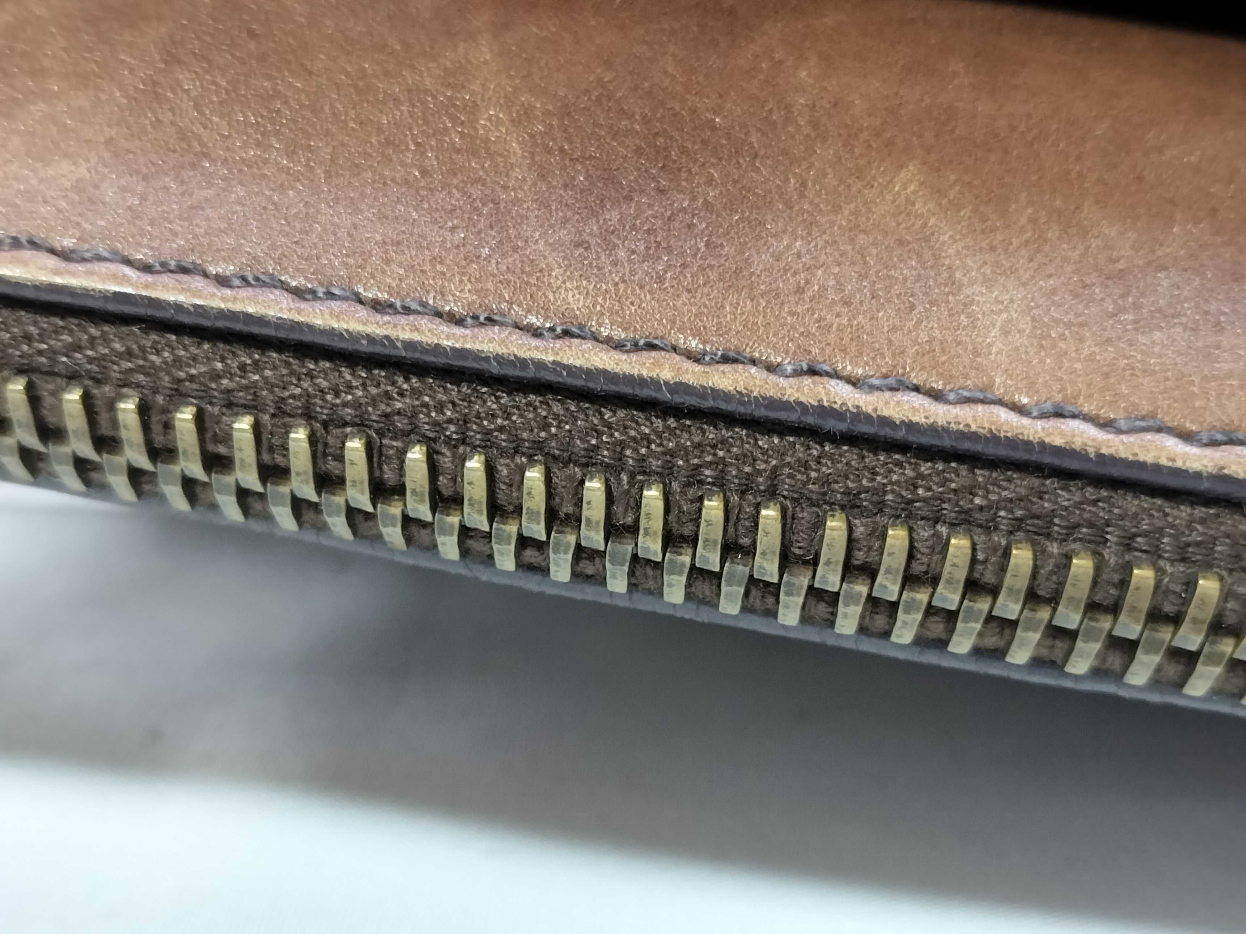One-Shoulder Shoulder Bag — view 9